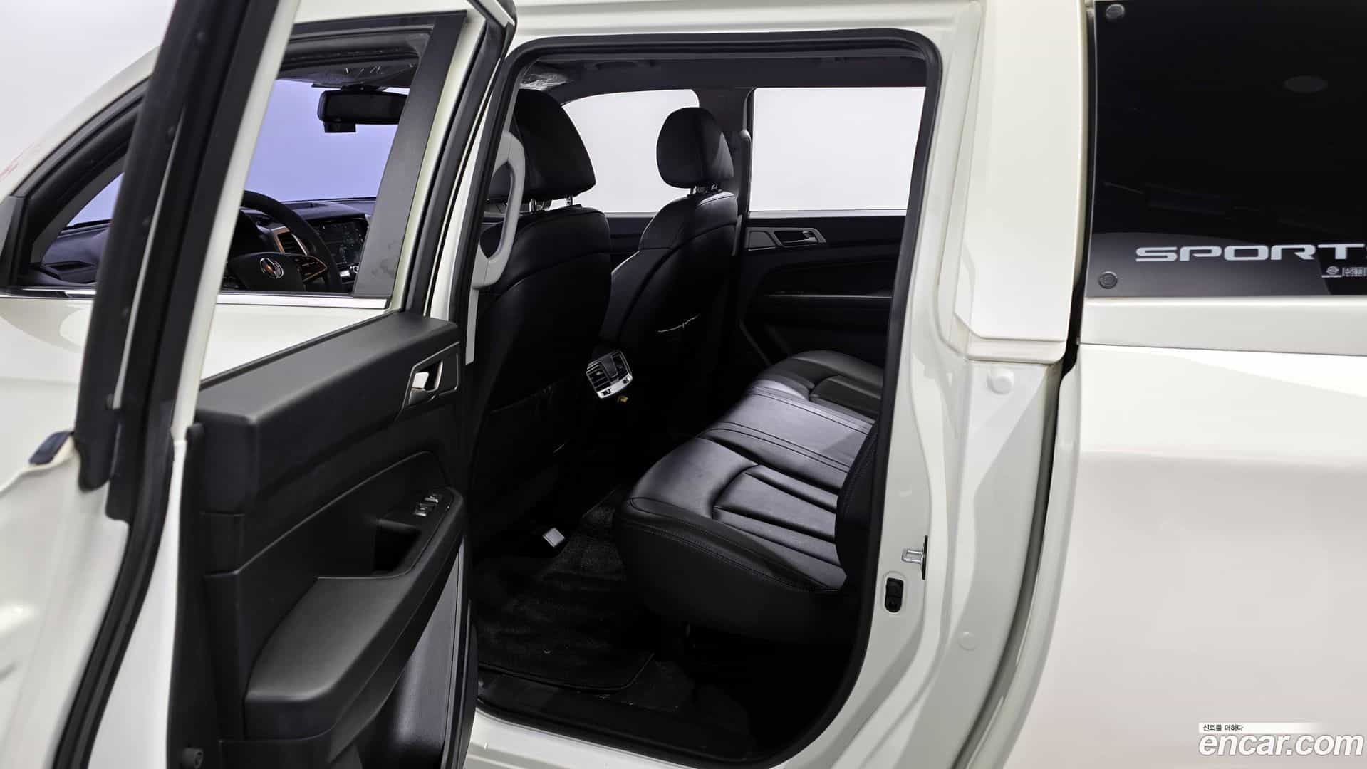 Rexton KG Mobility 2018.2-OPTION-015