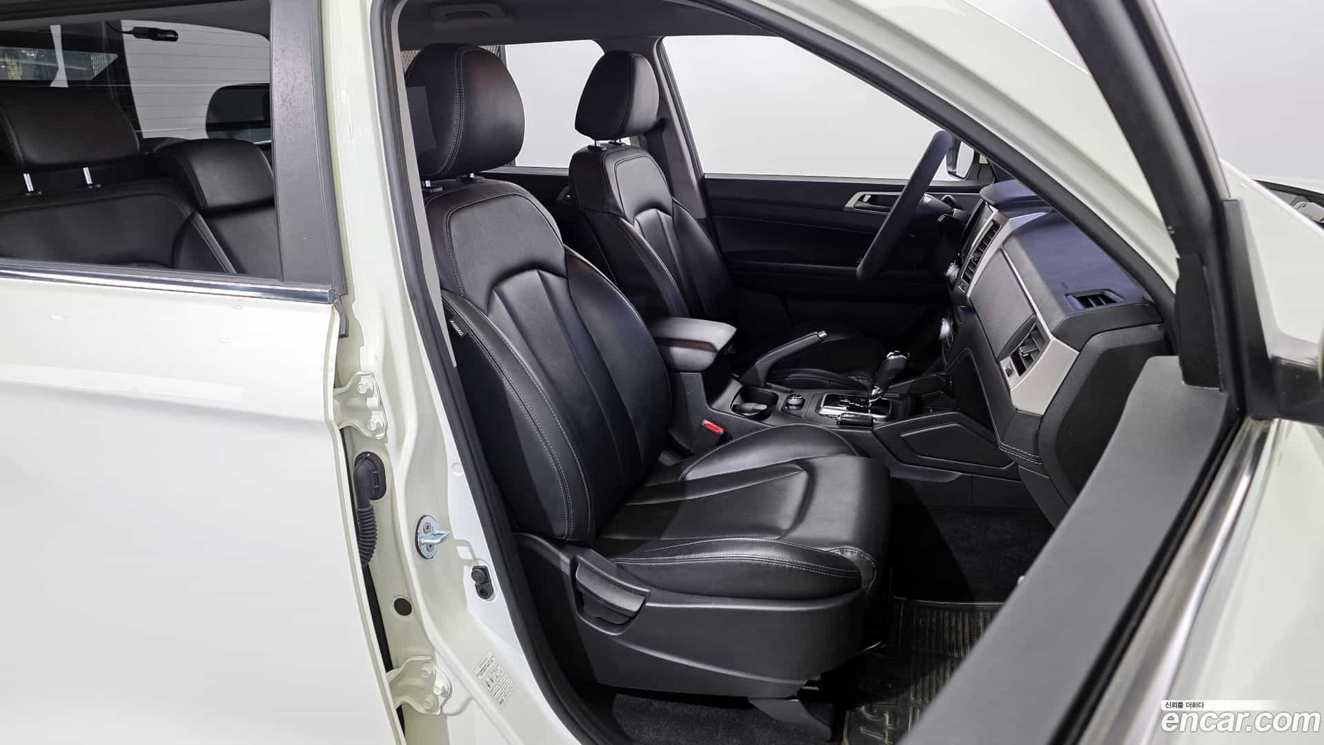 Rexton KG Mobility 2018.2-OPTION-016