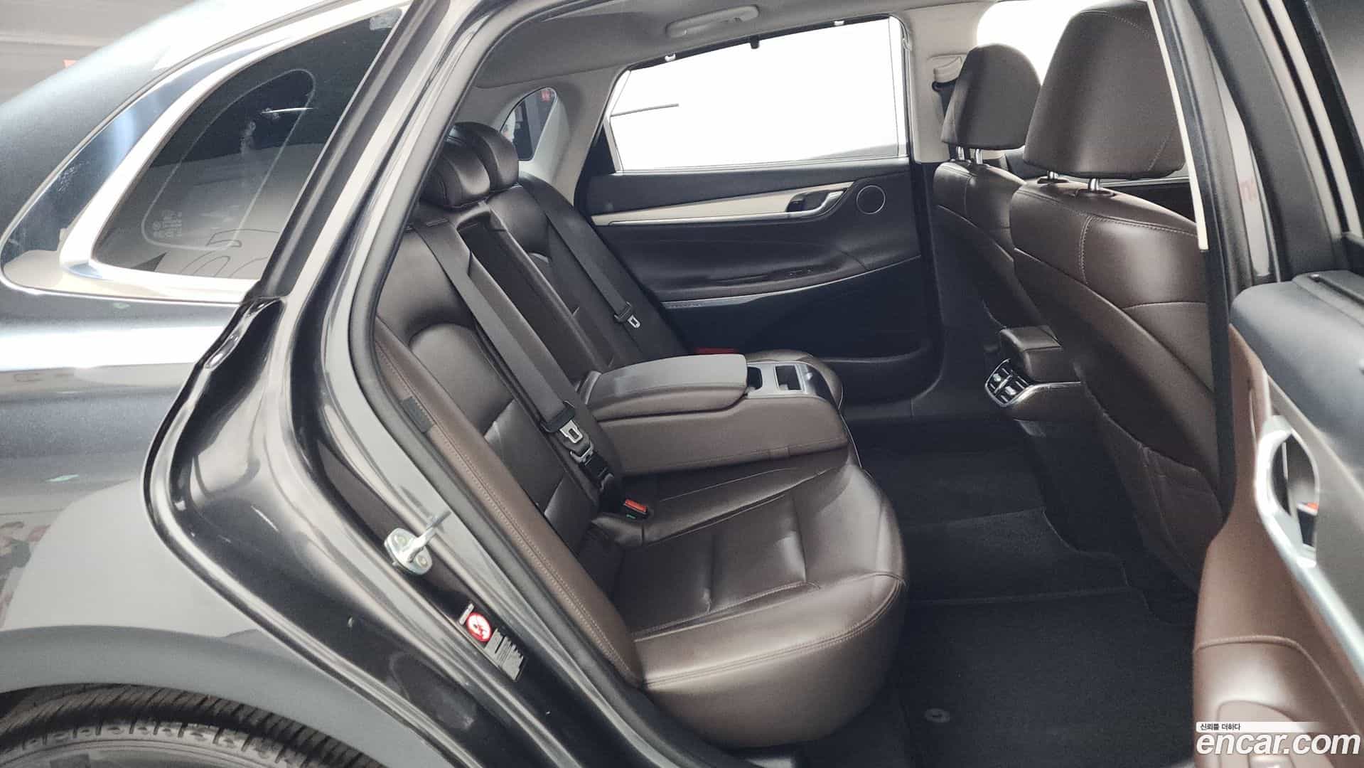 Grandeur Hyundai 2020.2-OPTION-016