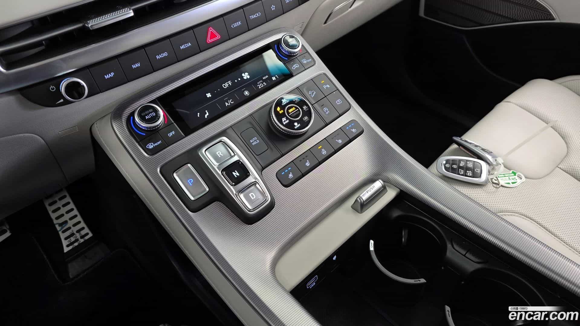 Palisade Hyundai 2024.2-INNER-009