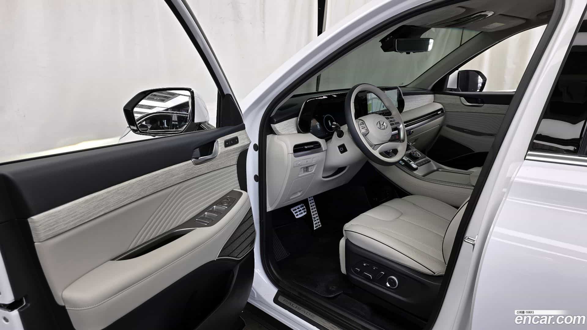 Palisade Hyundai 2024.2-INNER-010