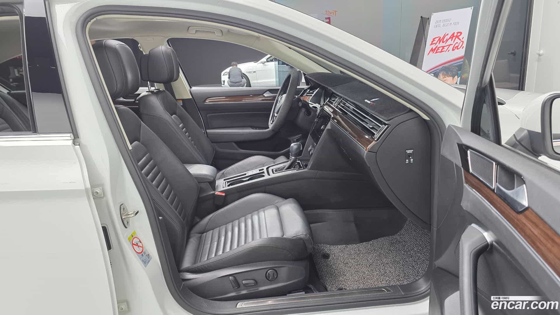 Passat Volkswagen 2018.4-INNER-010