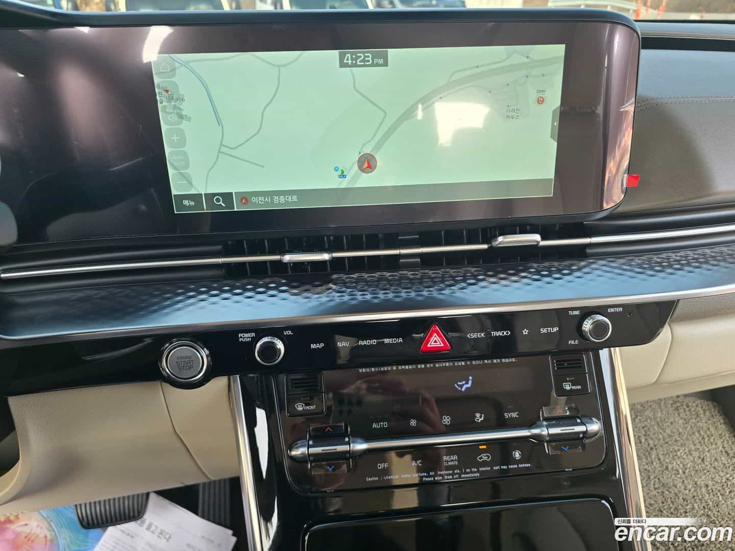 Canival Kia 2021.3-OPTION-023