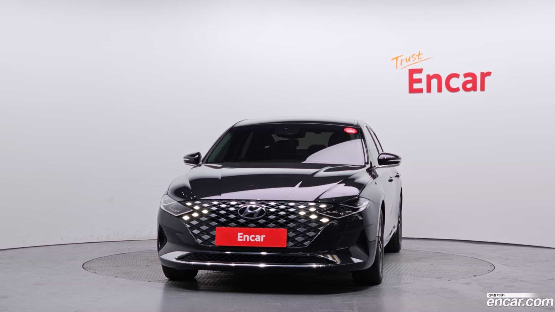 Grandeur Hyundai 2020.1-OUTER-003