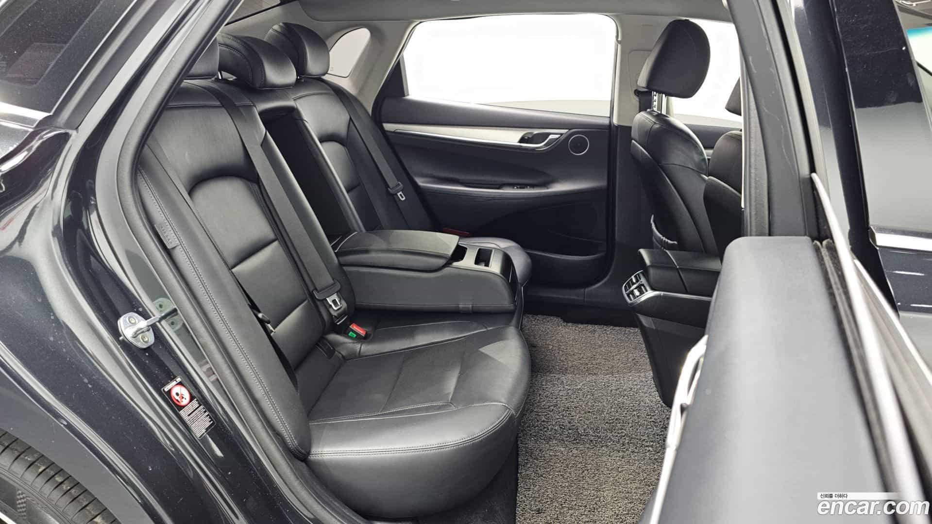 Grandeur Hyundai 2020.1-OPTION-016
