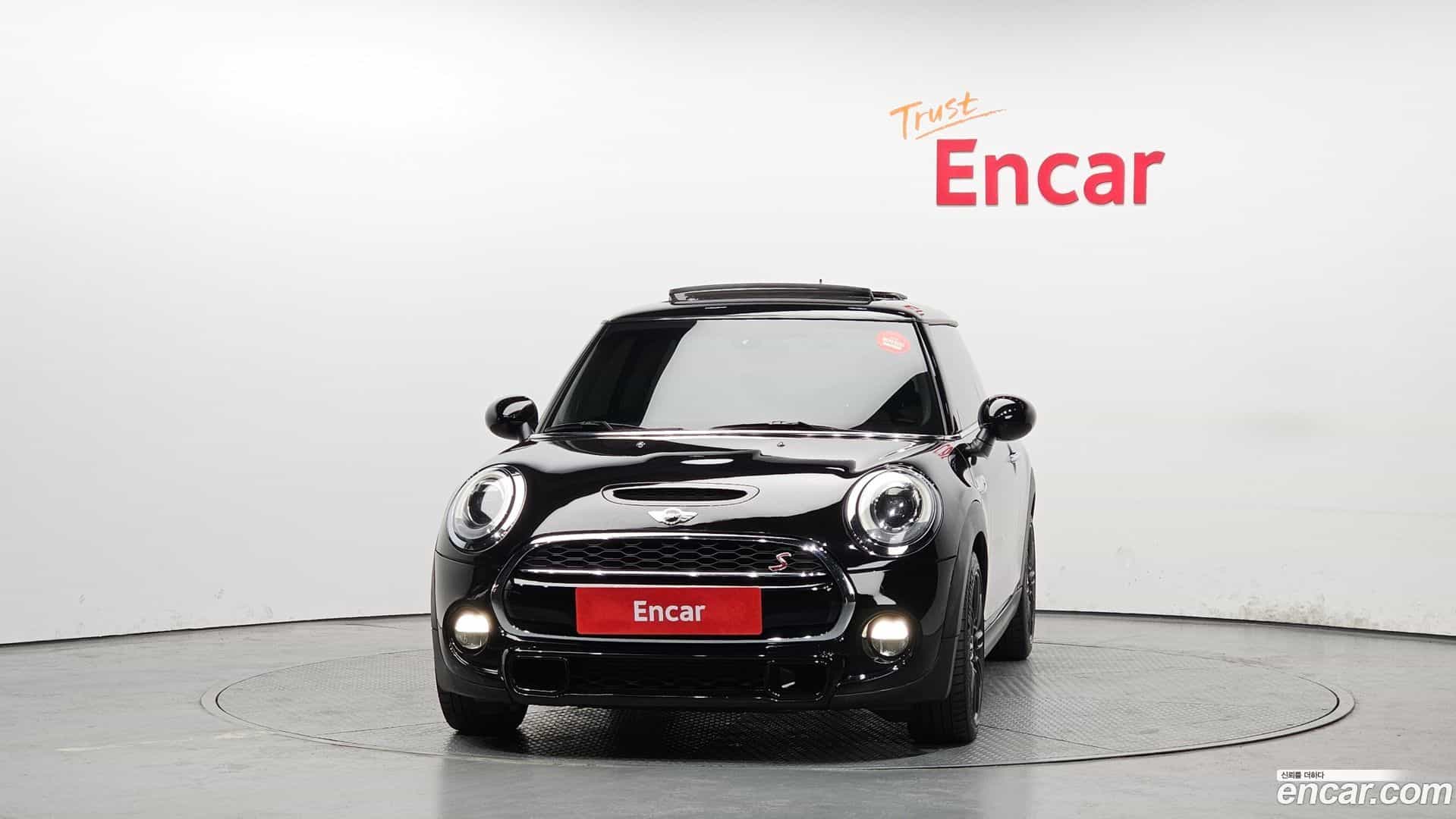Cooper Mini 2018.3-OUTER-003
