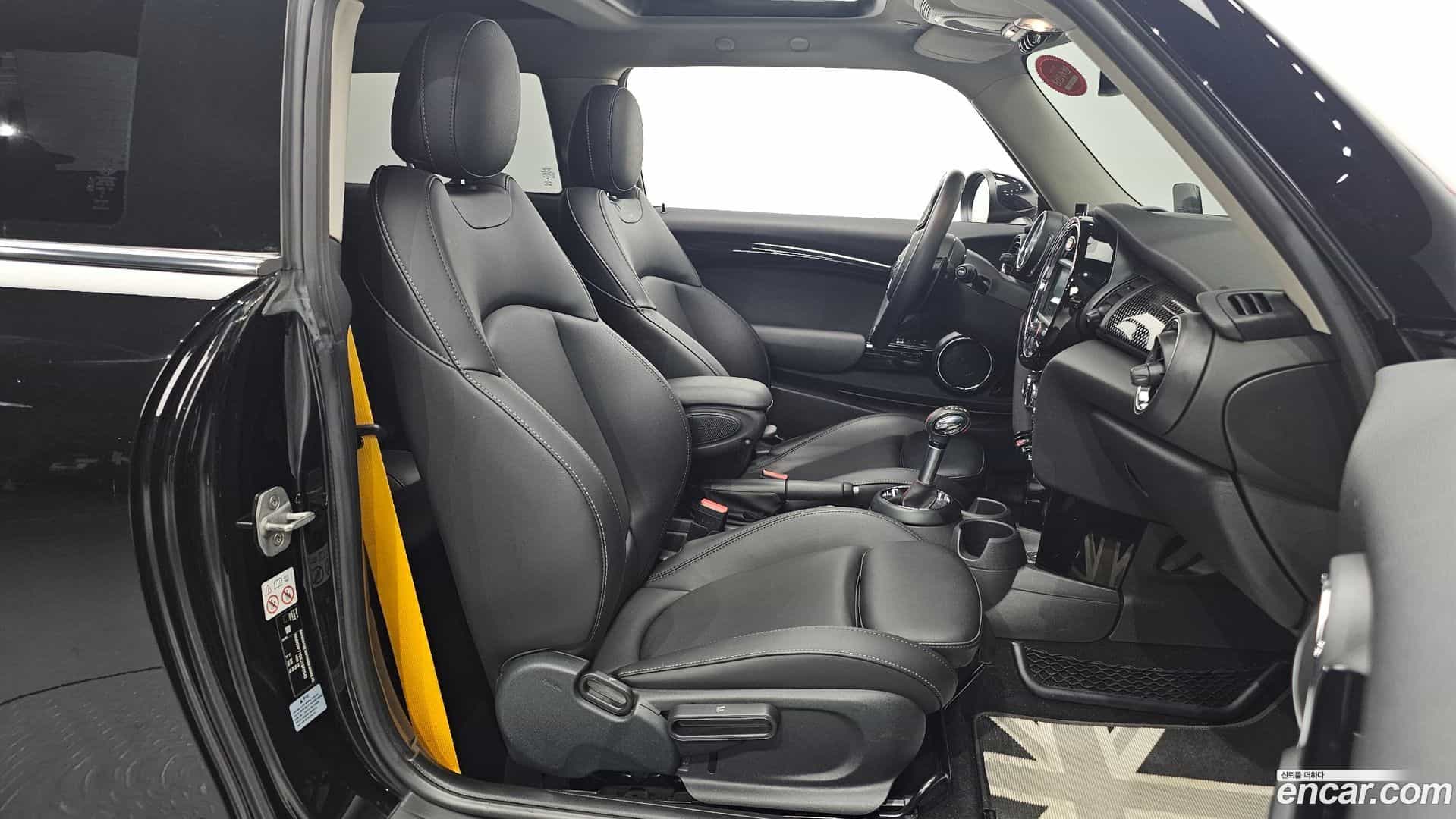 Cooper Mini 2018.3-INNER-010