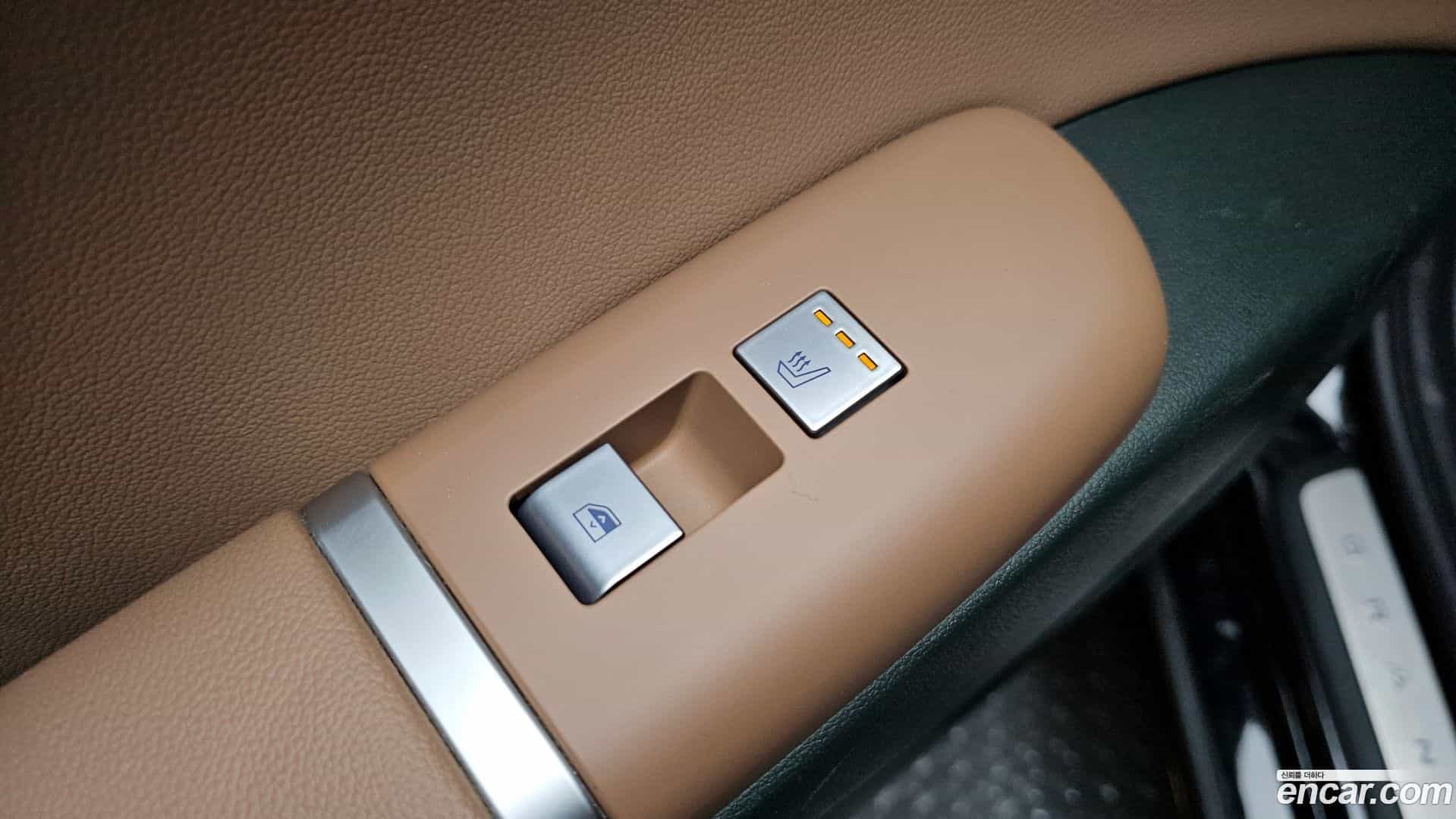 Grandeur Hyundai 2023.1-OPTION-022