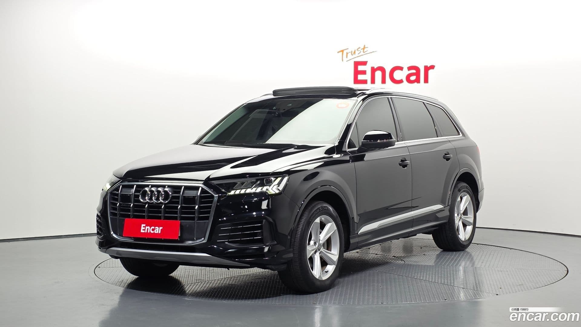 Main__Slider__Photo:Q7 Audi 2020.8-0