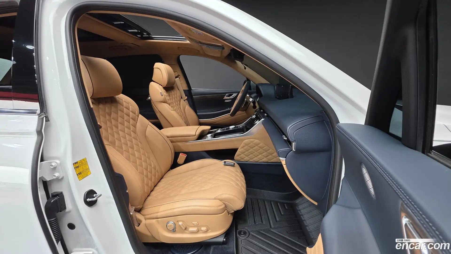 GV80 Genesis 2023.3-INNER-010