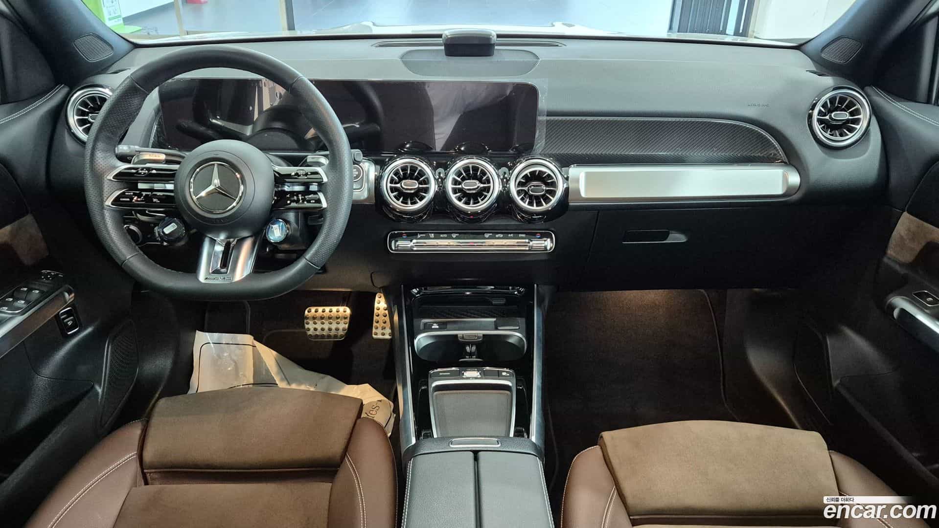 GLB-Class Mercedes-Benz 2025.3-INNER-007