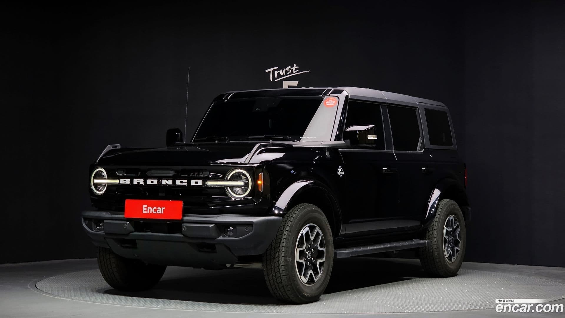 Main__Slider__Photo:Bronco Ford 2024.9-0