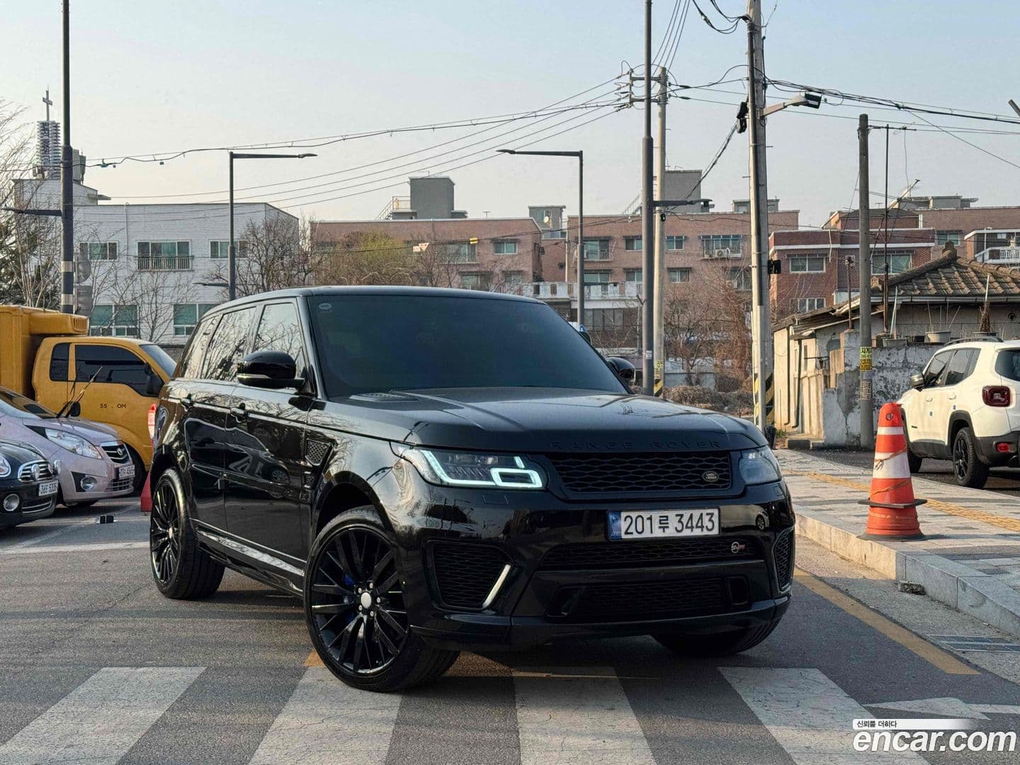 Main__Slider__Photo:Range Rover Sport Land Rover 2016.7-0