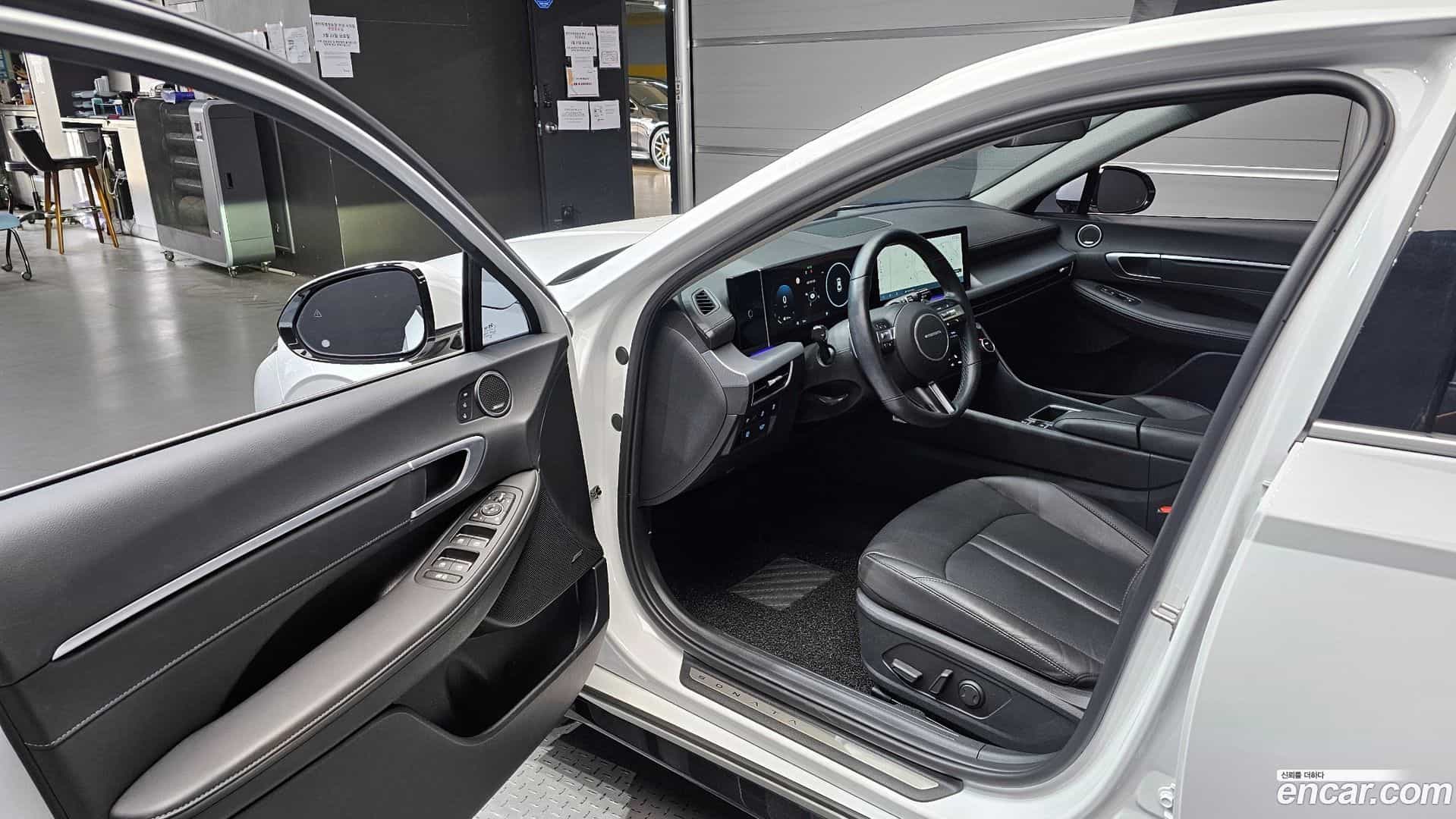 Sonata Hyundai 2023.4-INNER-010