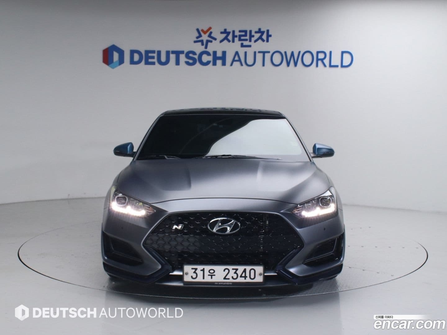 Main__Slider__Photo:Veloster Hyundai 2018.11-0