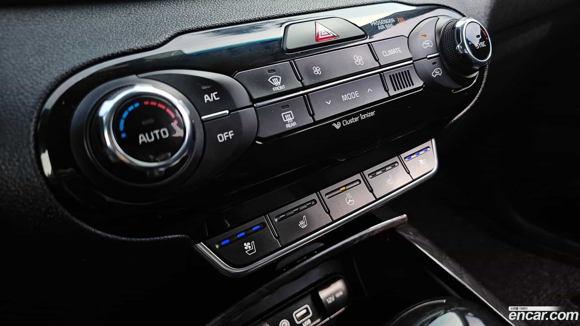 Sorento Kia 2017.7-OPTION-017
