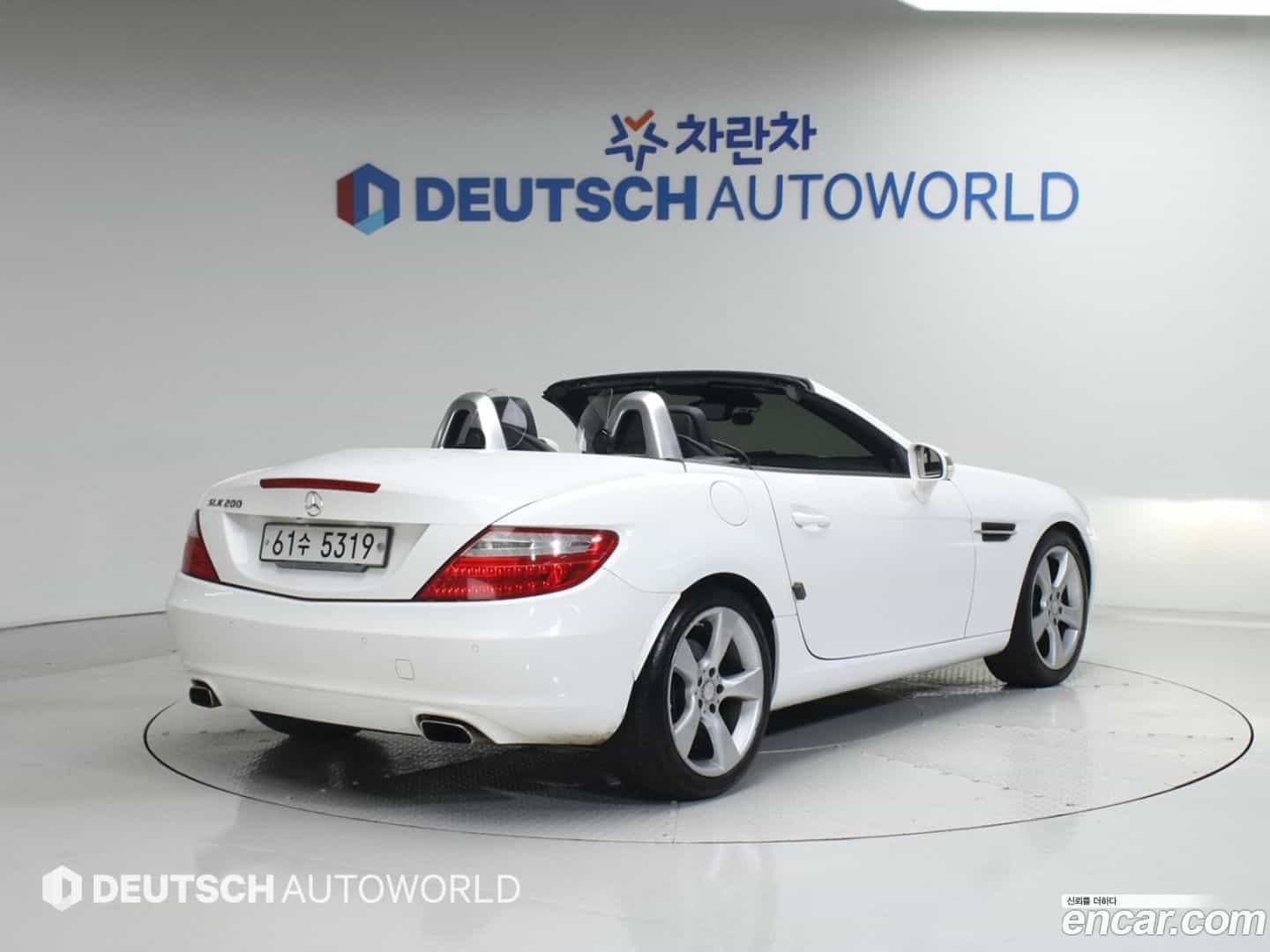 SLK-Class Mercedes-Benz 2015.3-OUTER-002
