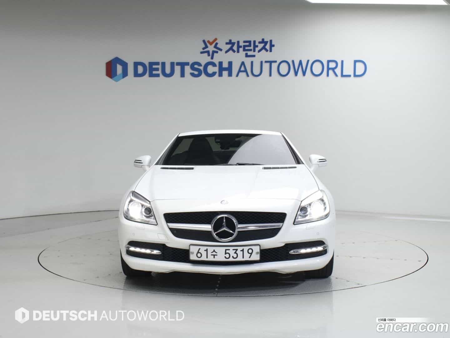 SLK-Class Mercedes-Benz 2015.3-OUTER-003