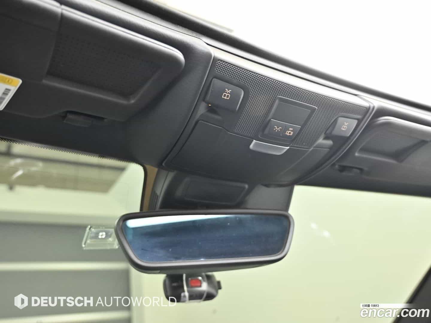 SLK-Class Mercedes-Benz 2015.3-OPTION-022