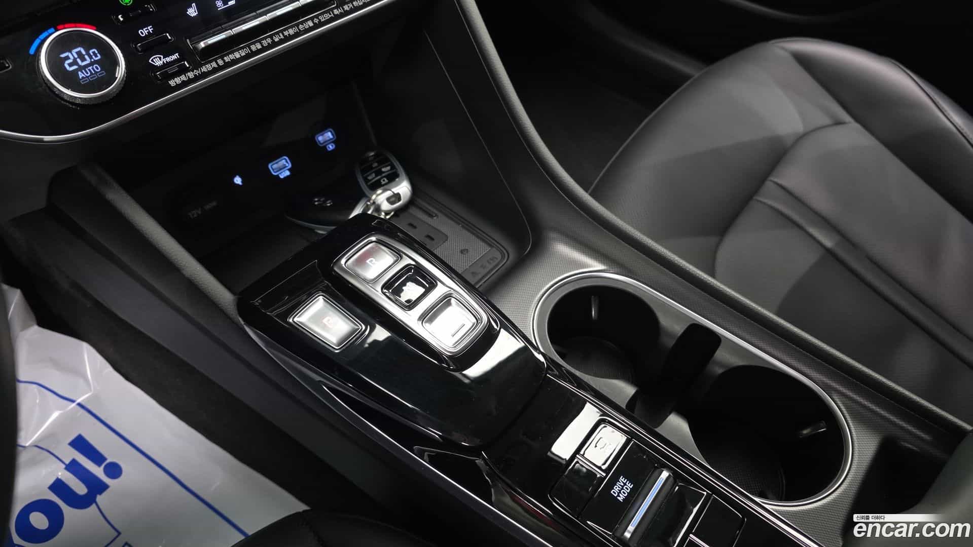 Sonata Hyundai 2021.2-INNER-009