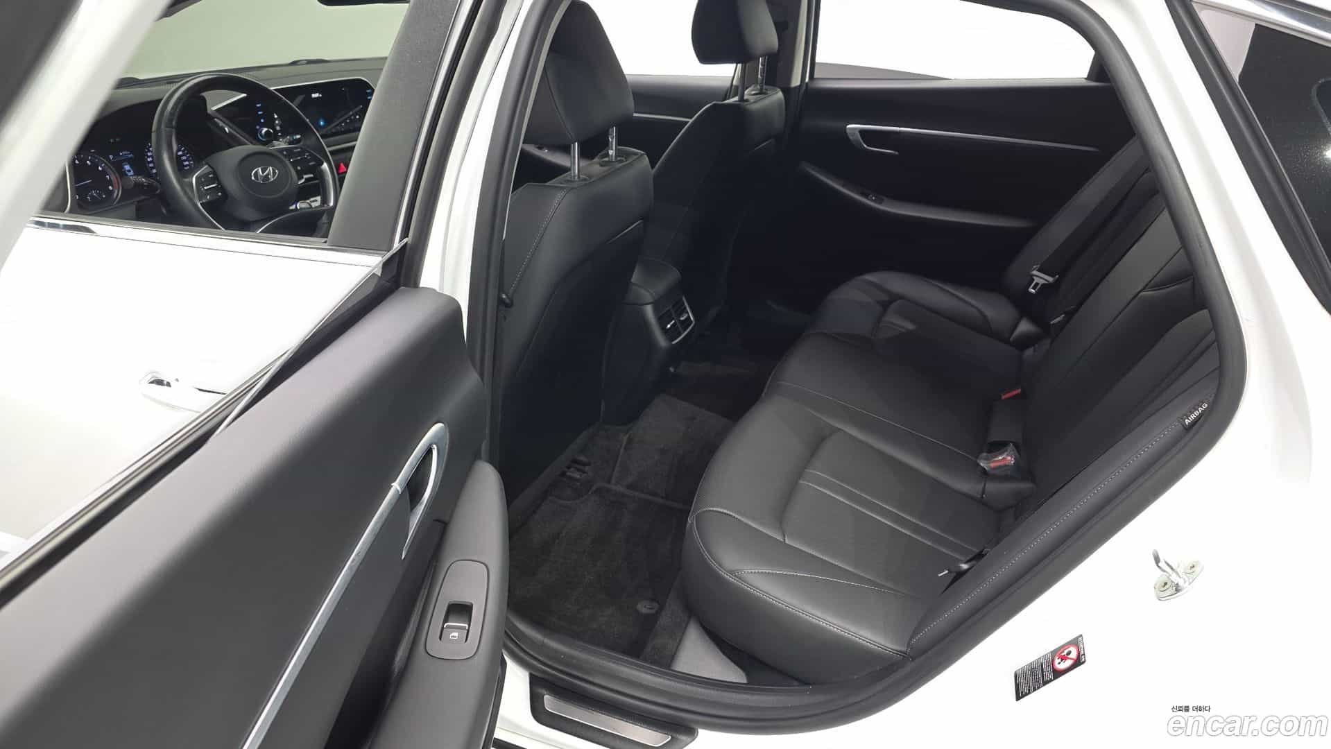 Sonata Hyundai 2021.2-OPTION-015