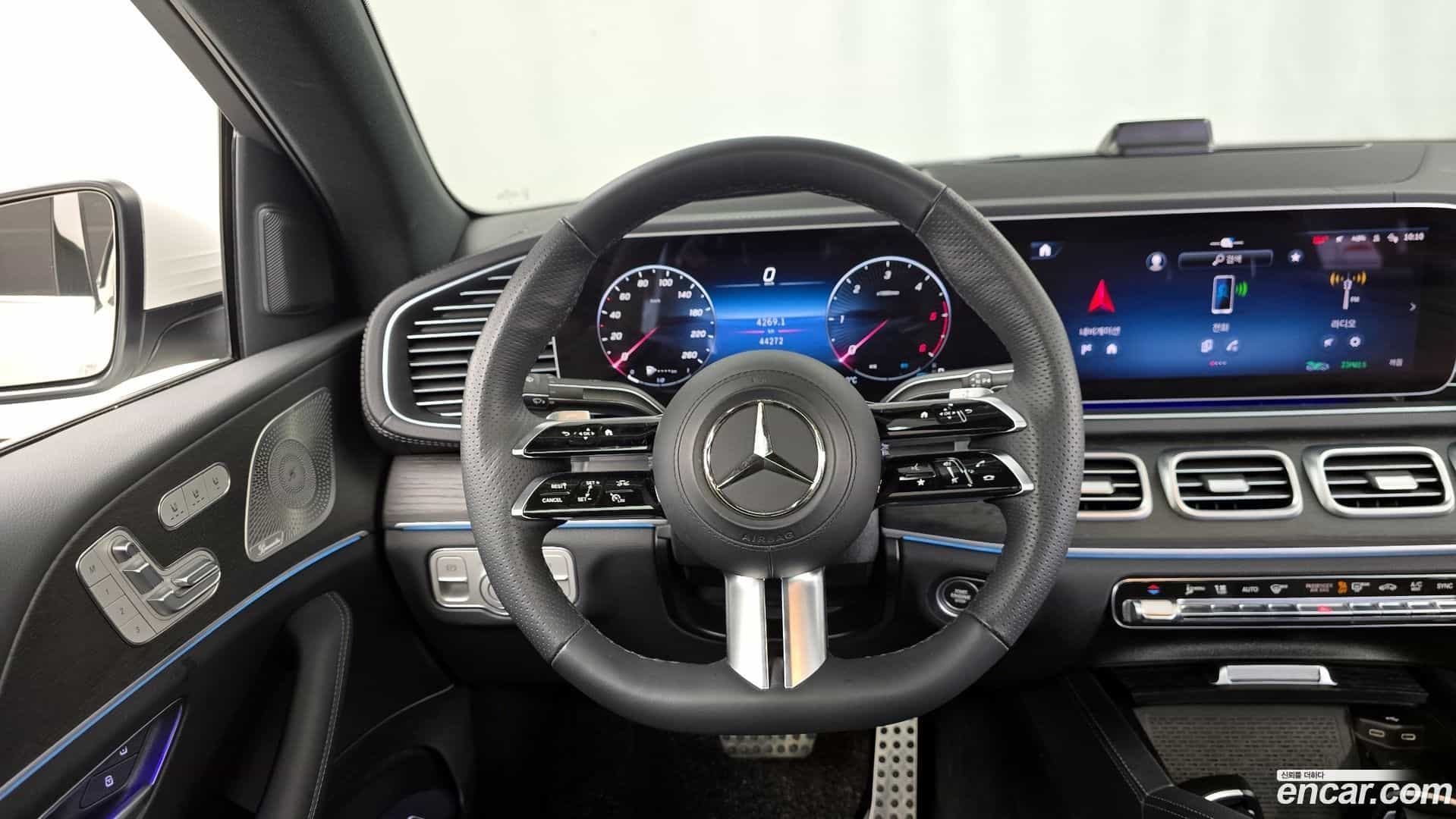 GLE-Class Mercedes-Benz 2023.11-OPTION-017