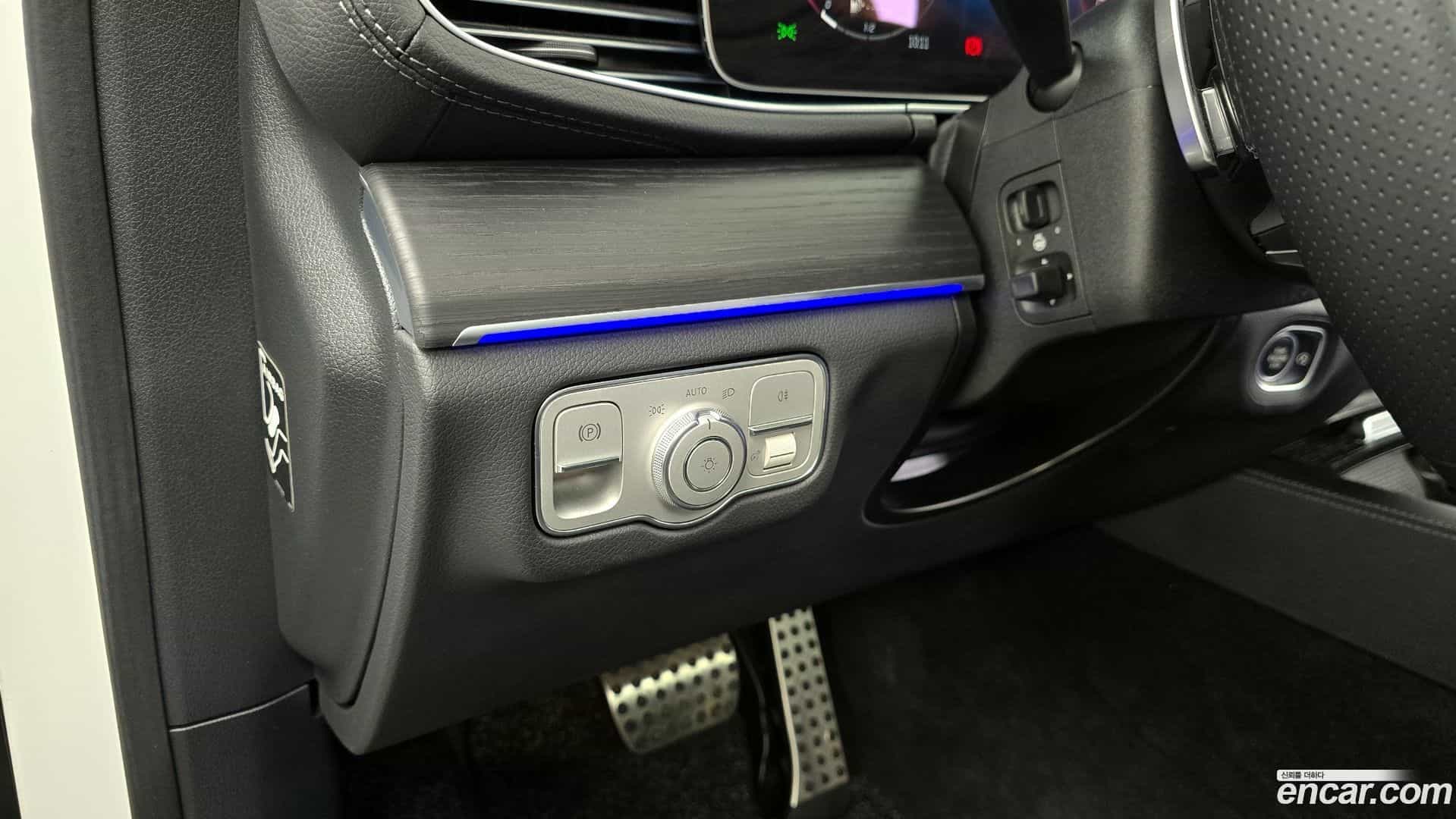 GLE-Class Mercedes-Benz 2023.11-OPTION-020