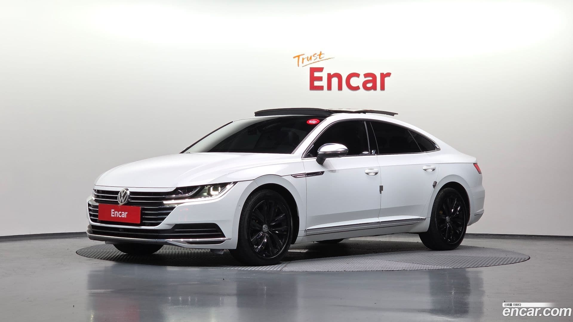 Main__Slider__Photo:Arteon Volkswagen 2019.4-0