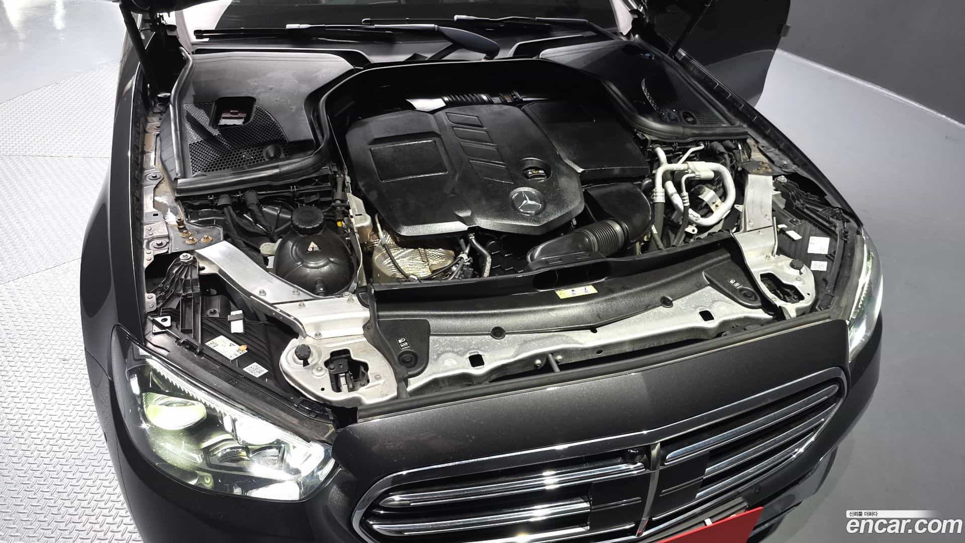 E-Class Mercedes-Benz 2021.0-OUTER-006