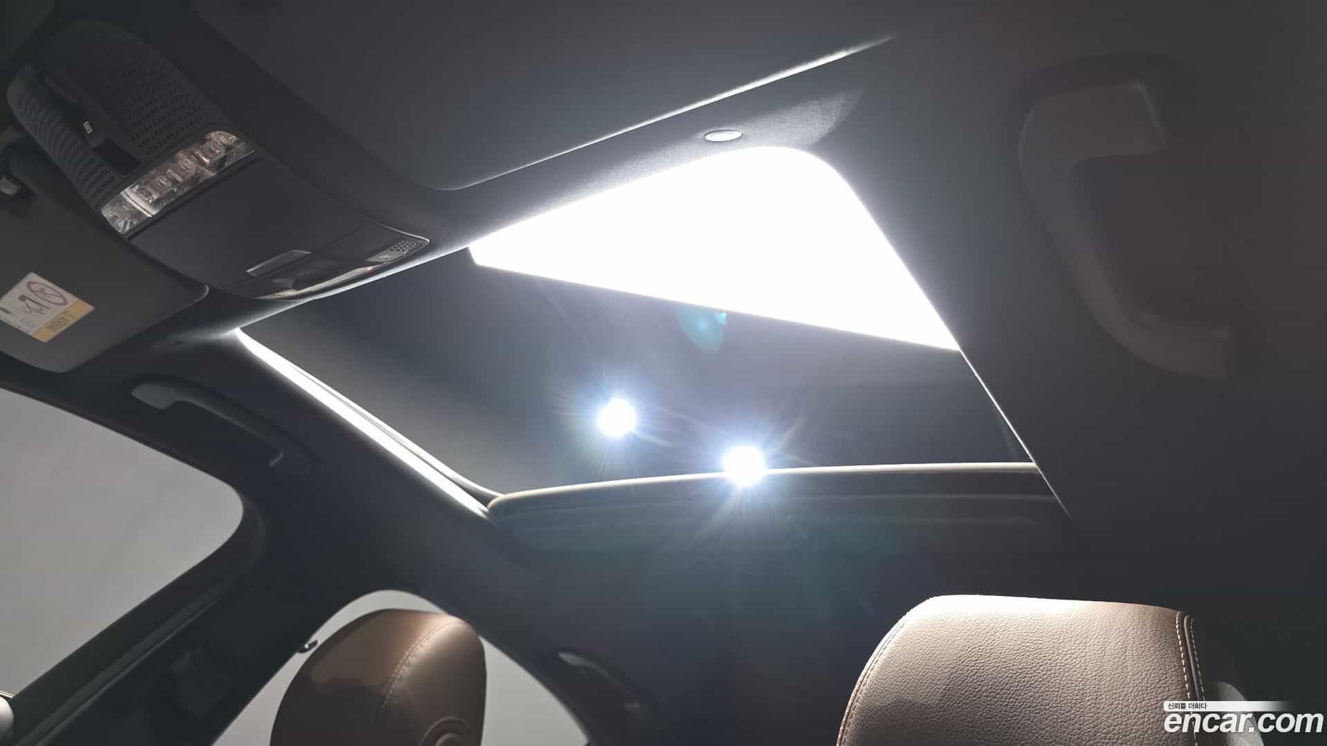 E-Class Mercedes-Benz 2021.0-OPTION-023