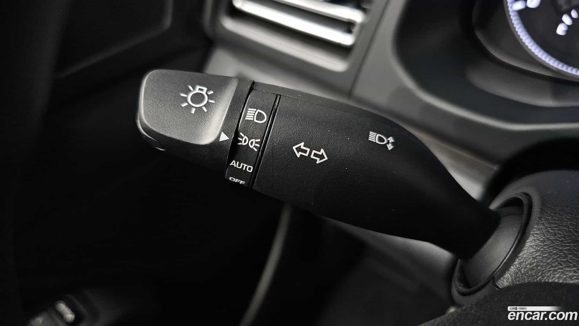AVANTE Hyundai 2019.11-OPTION-021