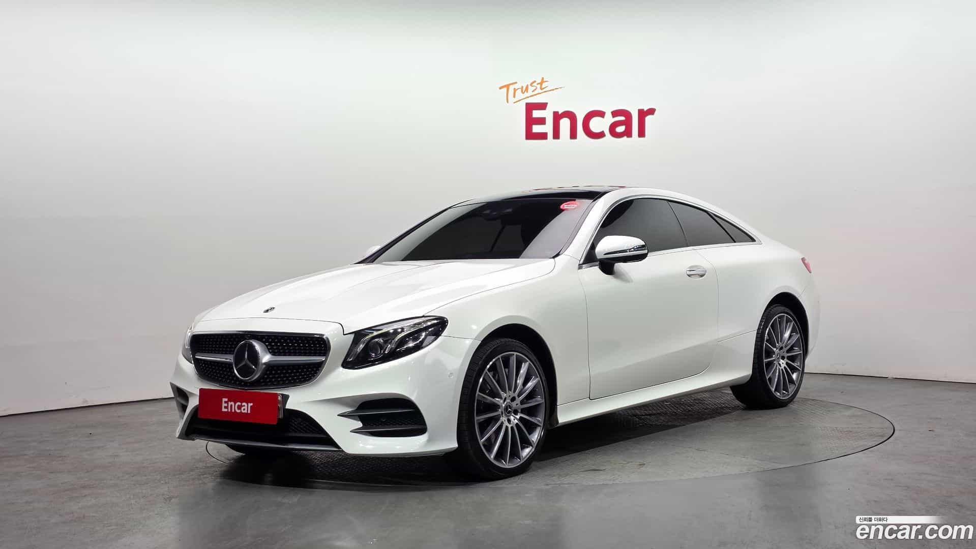 E-Class Mercedes-Benz 2017.8-OUTER-001