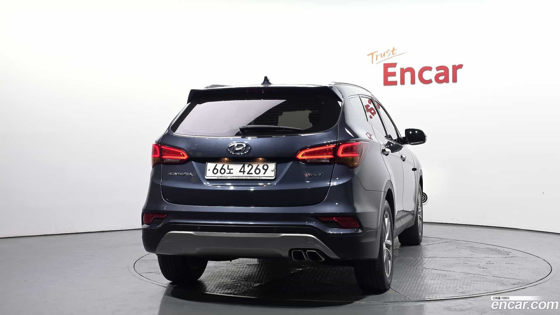 Santafe Hyundai 2016.11-OUTER-004