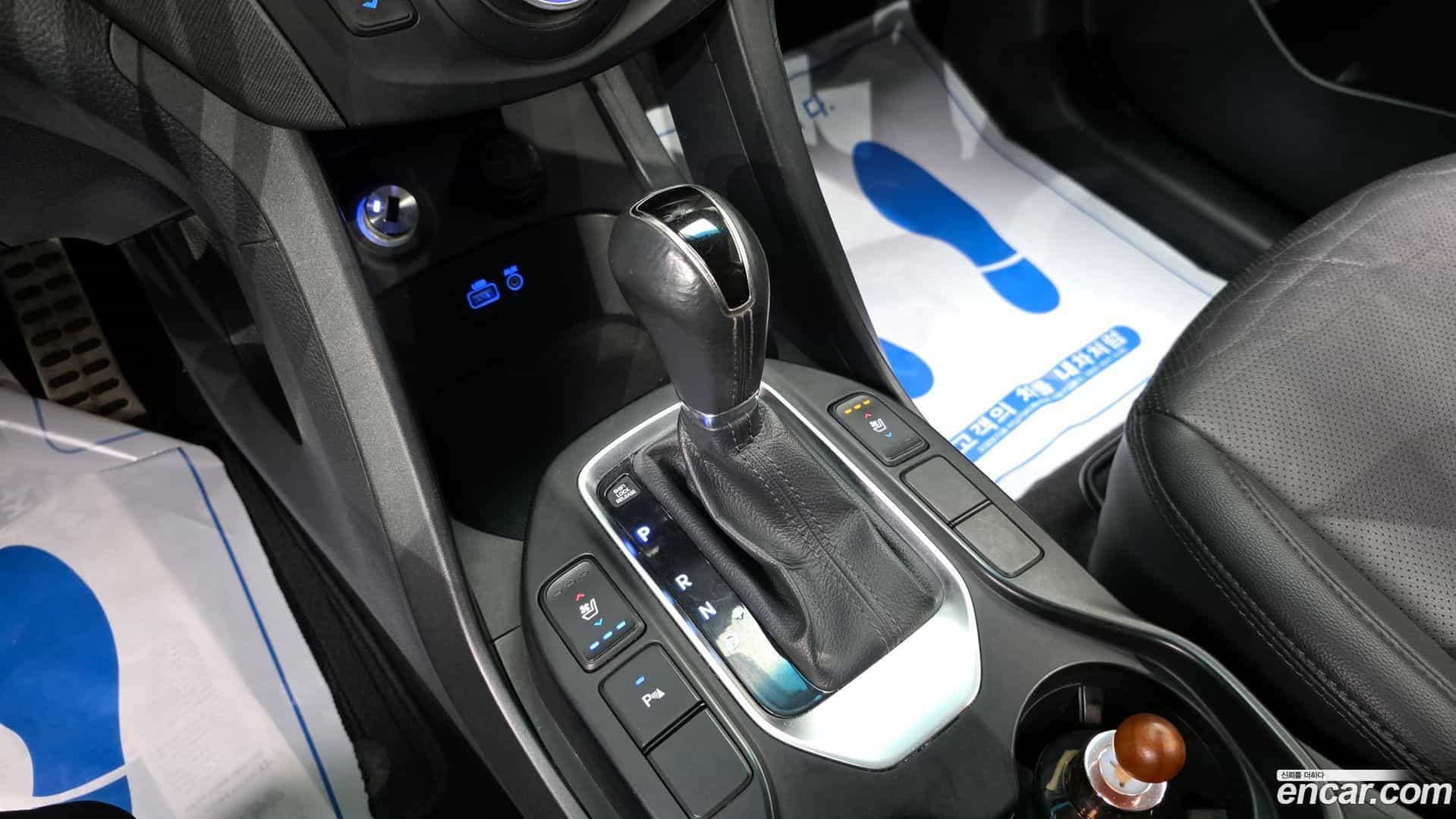 Santafe Hyundai 2016.11-INNER-009
