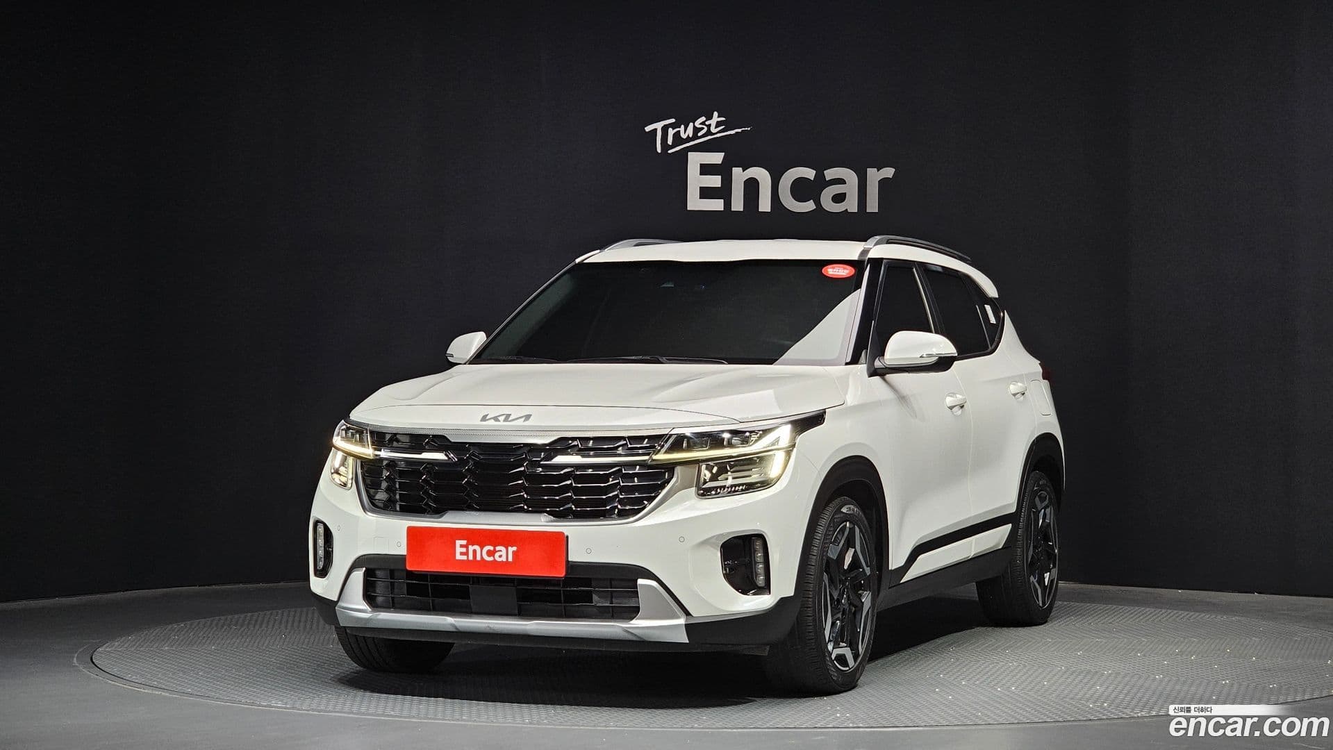 Main__Slider__Photo:Seltos Kia 2023.3-0