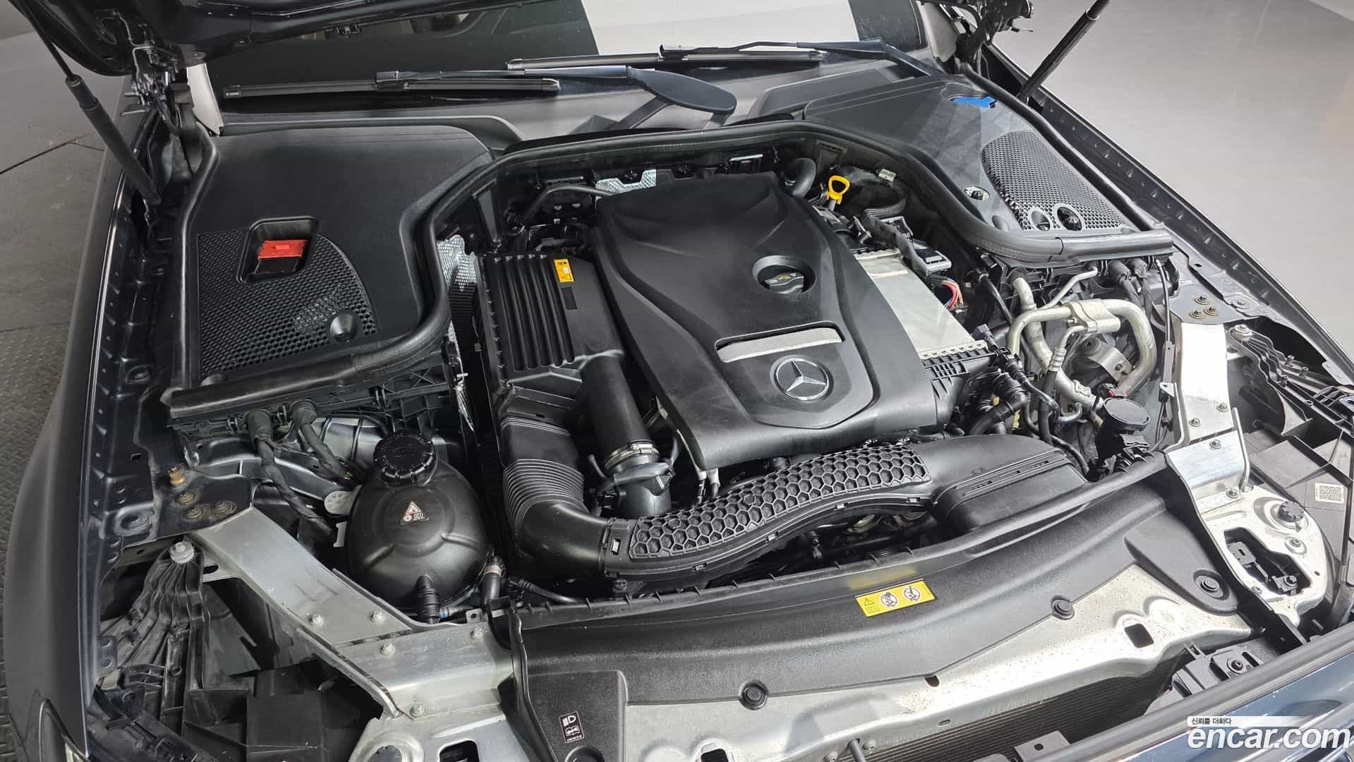 E-Class Mercedes-Benz 2018.2-OUTER-006