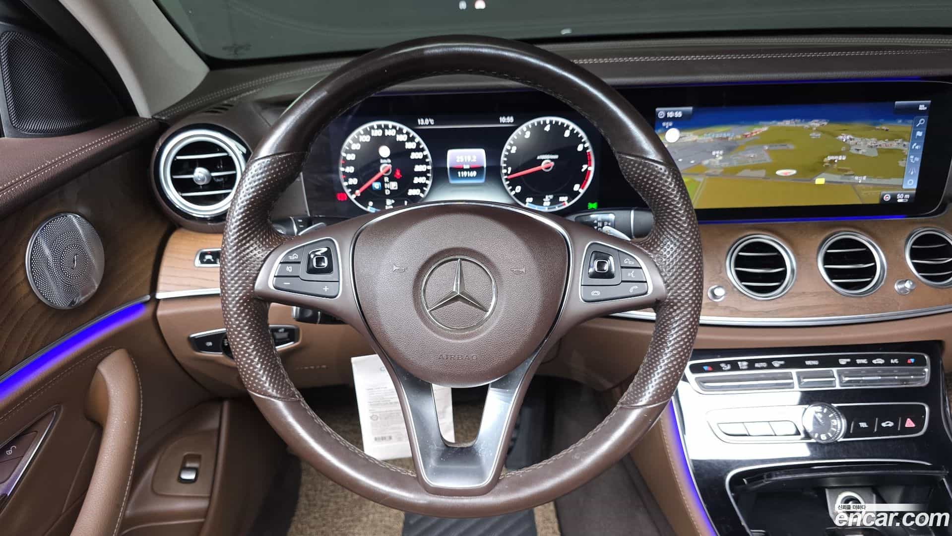 E-Class Mercedes-Benz 2018.2-OPTION-018