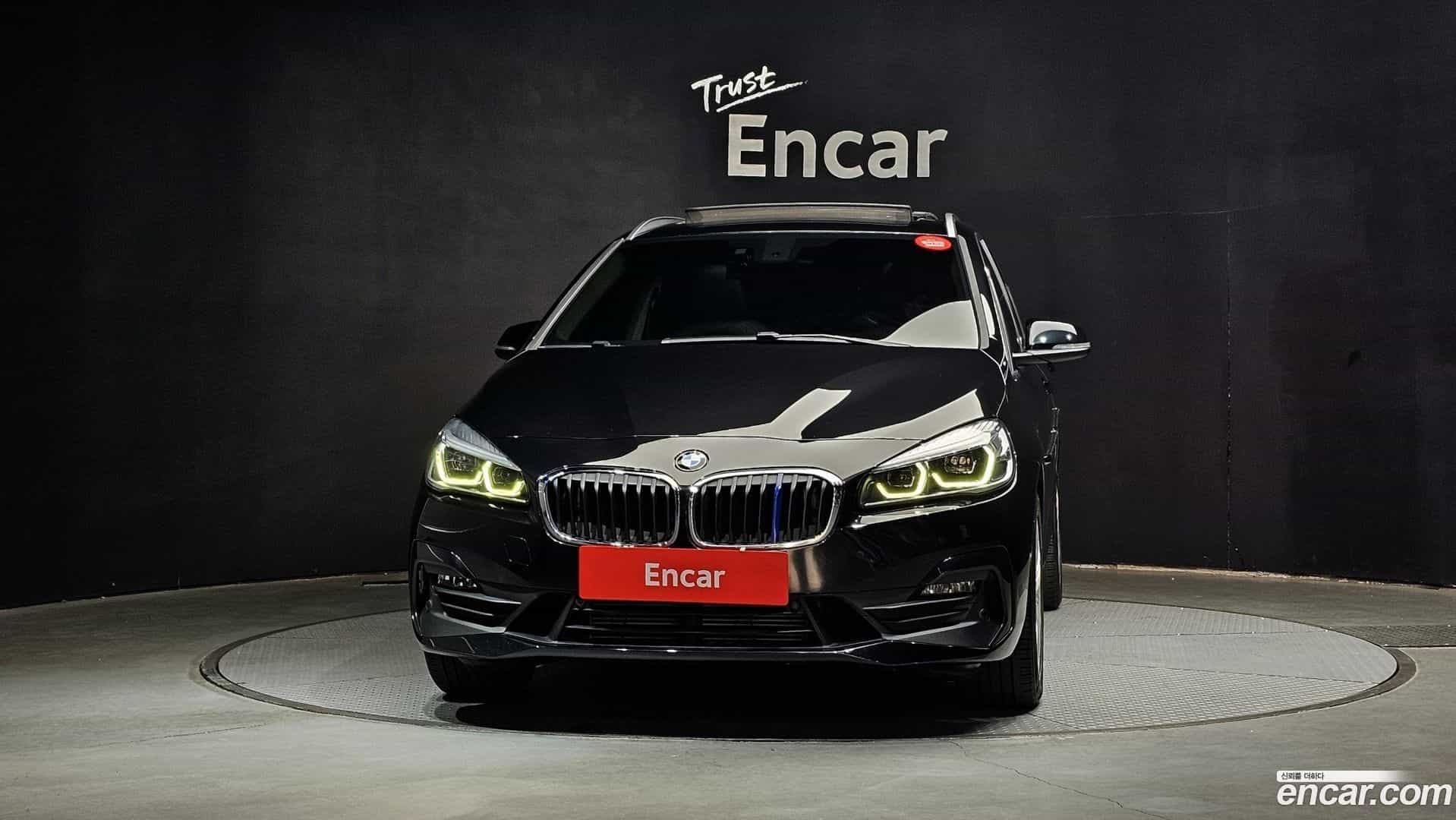 2-Series BMW 2020.4-OUTER-003