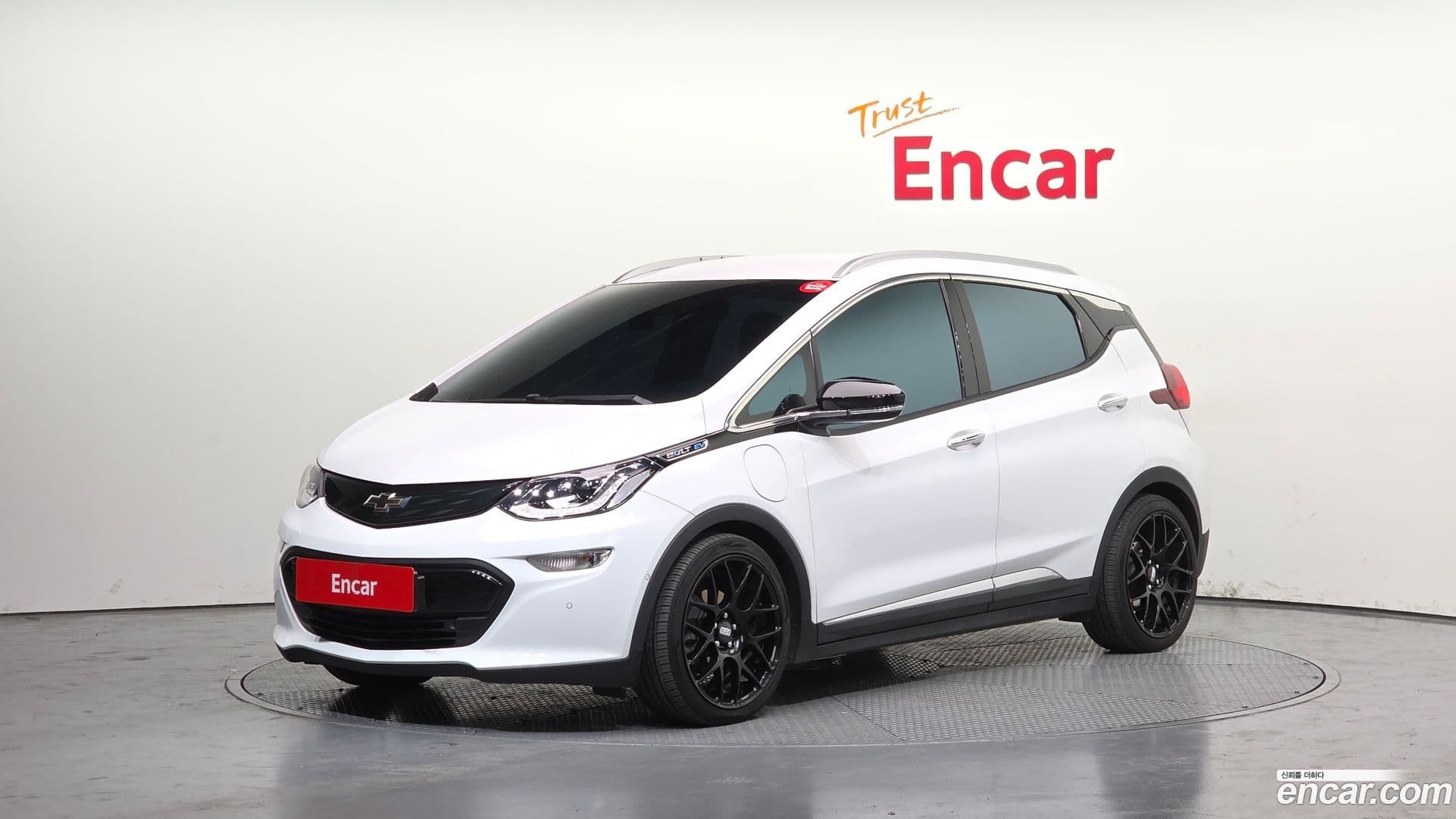 Main__Slider__Photo:Bolt EV Chevrolet 2019.11-0