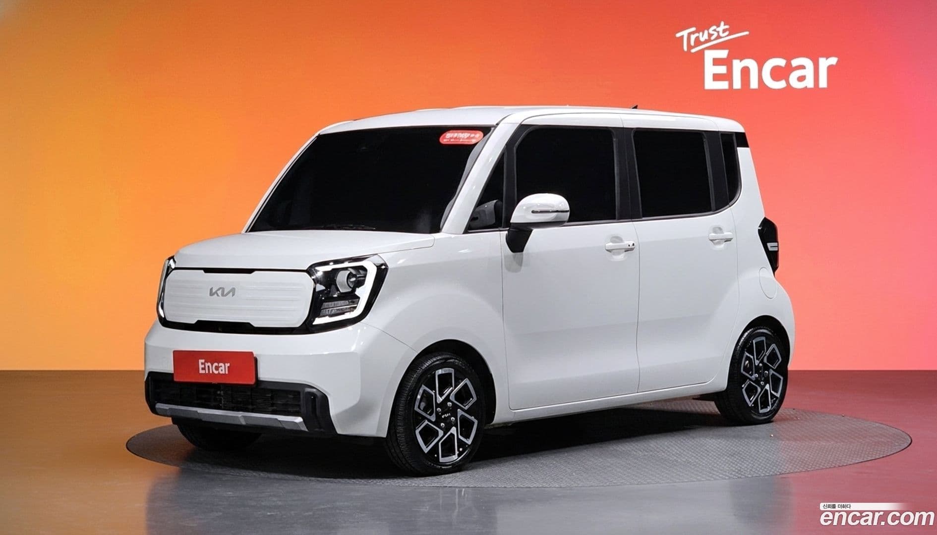 Main__Slider__Photo:RAY Kia 2024.1-0