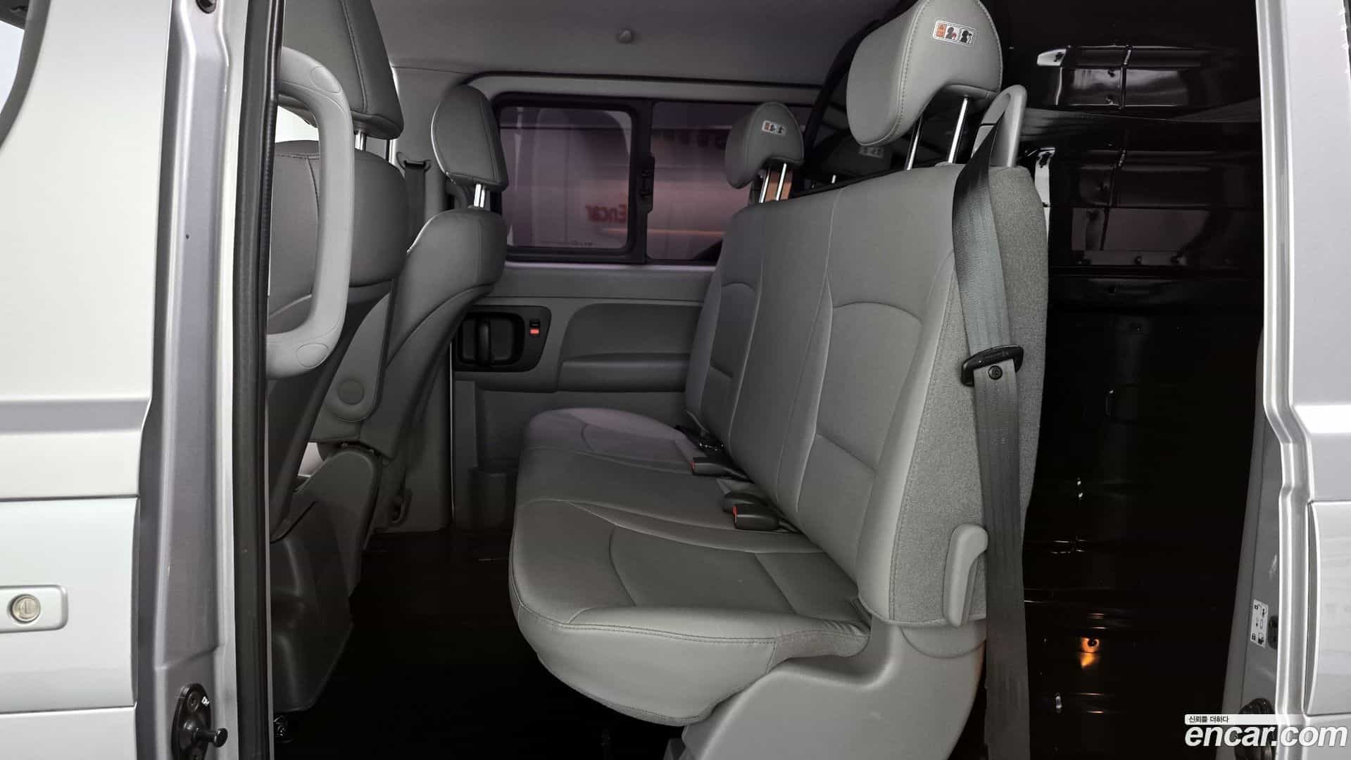 Starex Hyundai 2020.11-OPTION-016