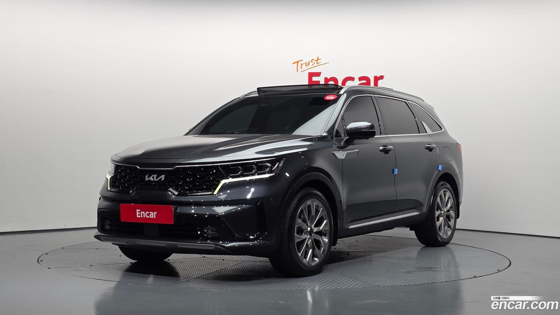 Main__Slider__Photo:Sorento Kia 2022.2-0