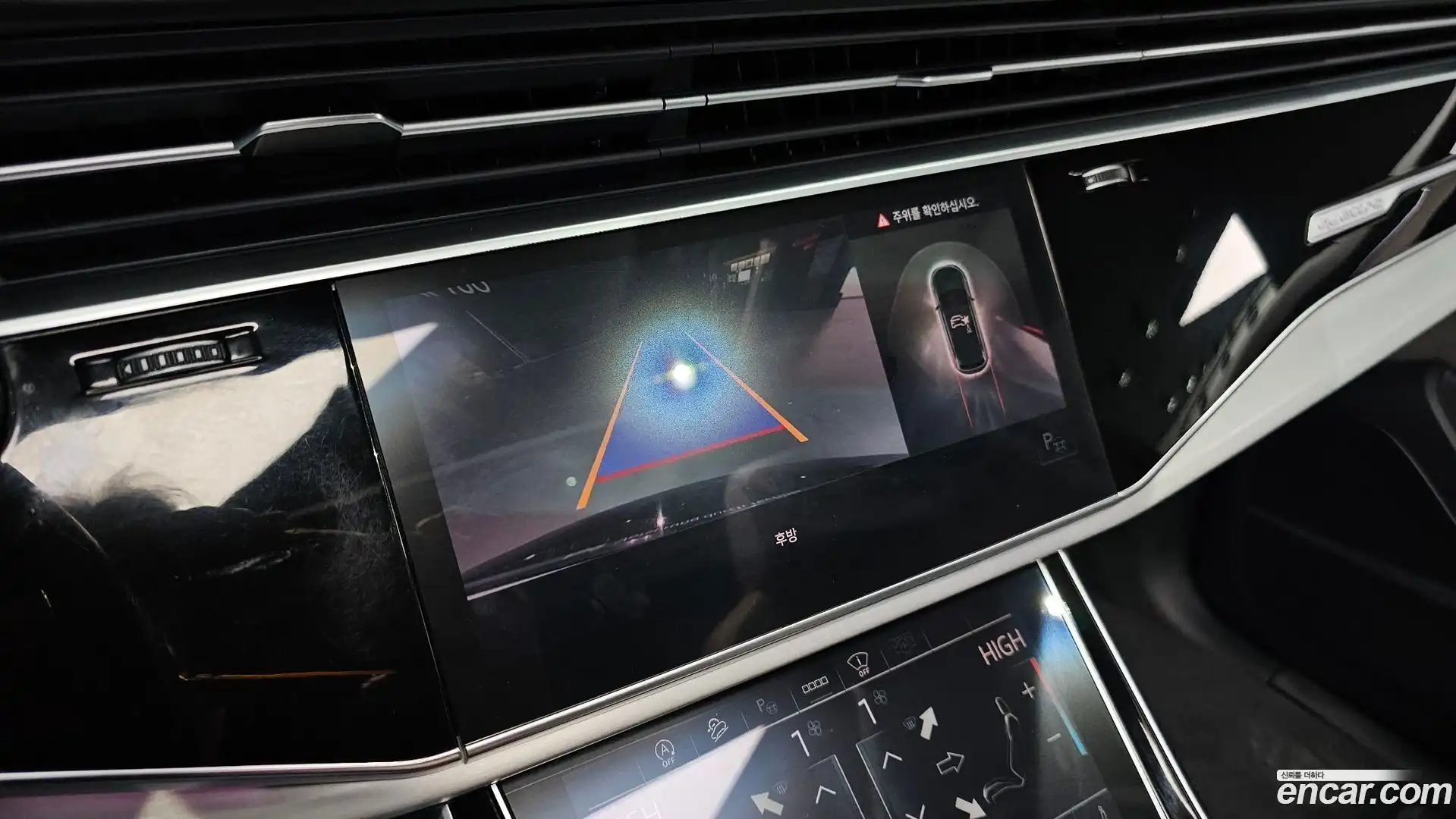 Q7 Audi 2022.9-OPTION-019