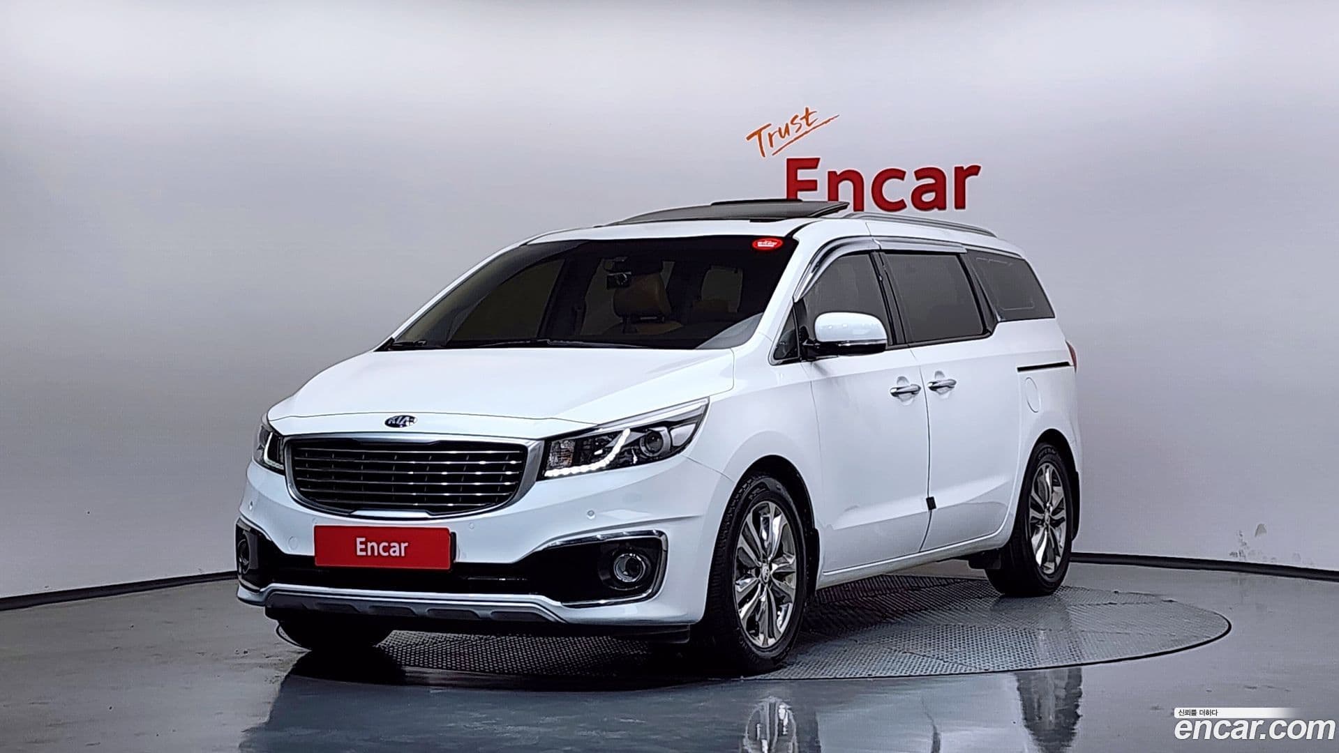 Main__Slider__Photo:Canival Kia 2016.10-0