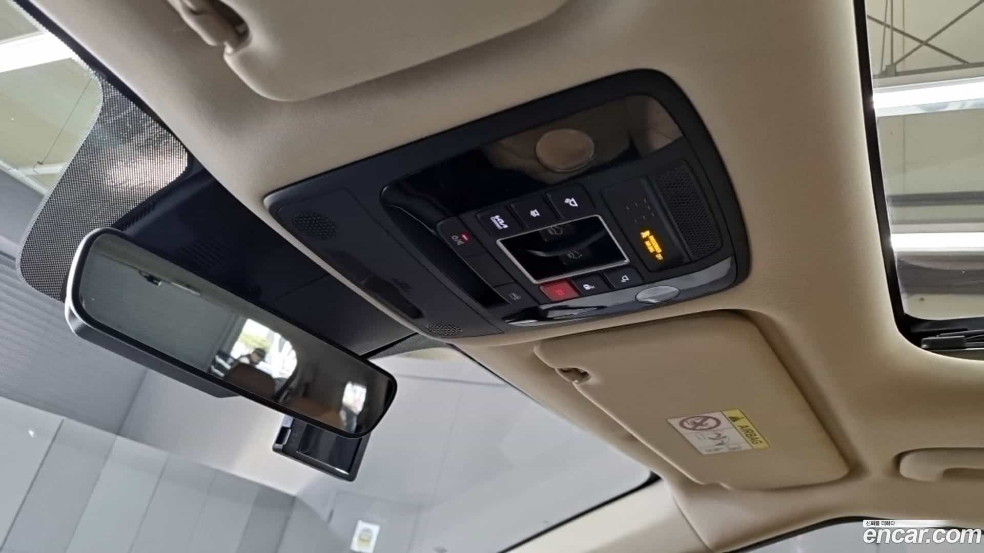 Canival Kia 2023.7-OPTION-019