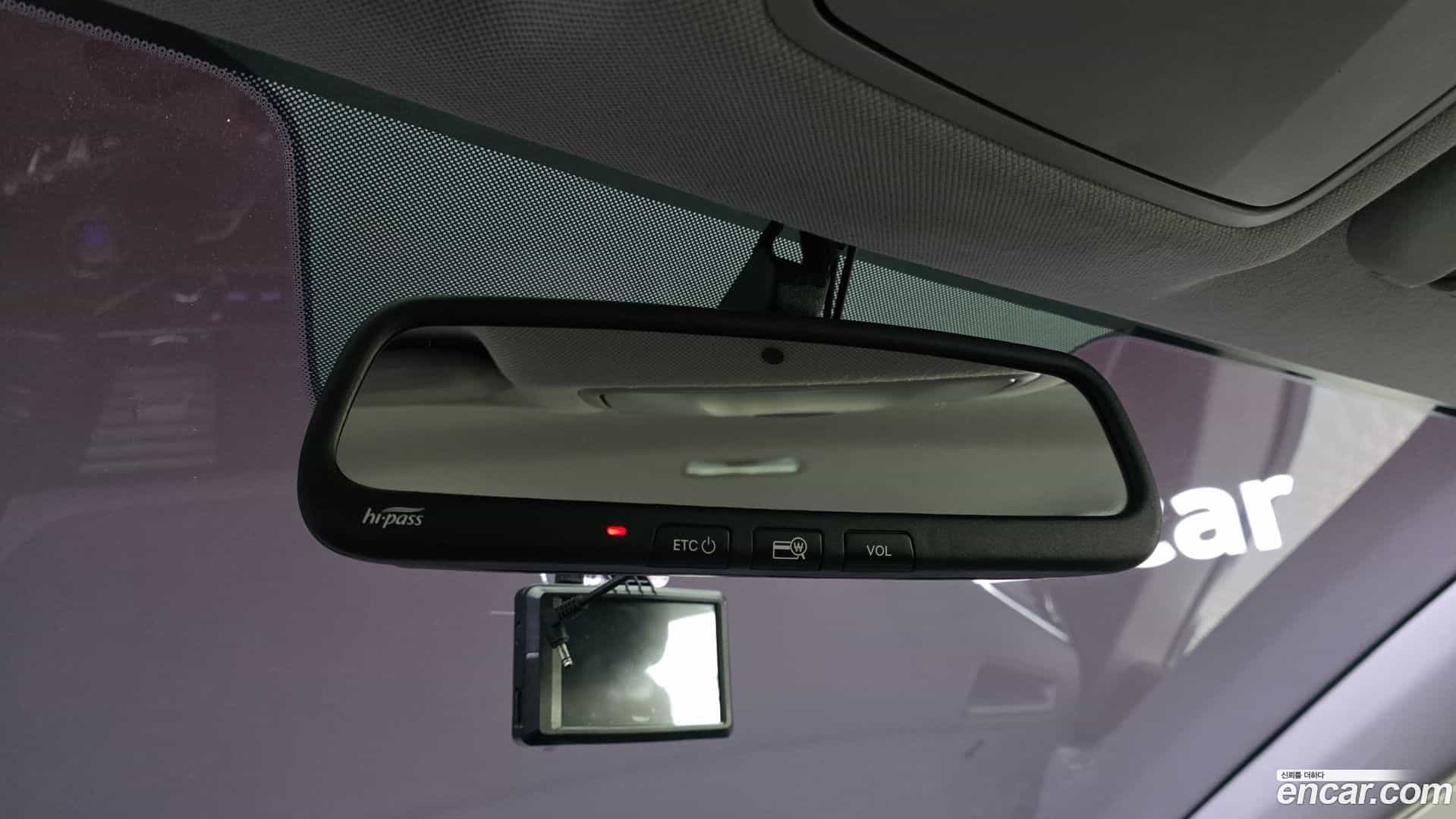 AVANTE Hyundai 2018.6-OPTION-024