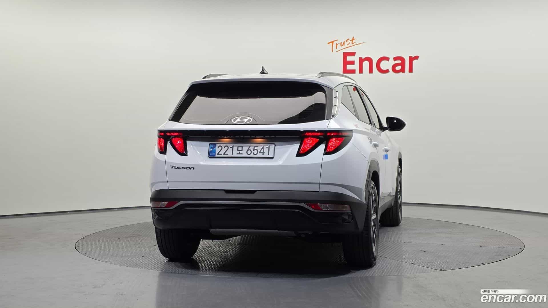 Tucson Hyundai 2023.5-OUTER-004