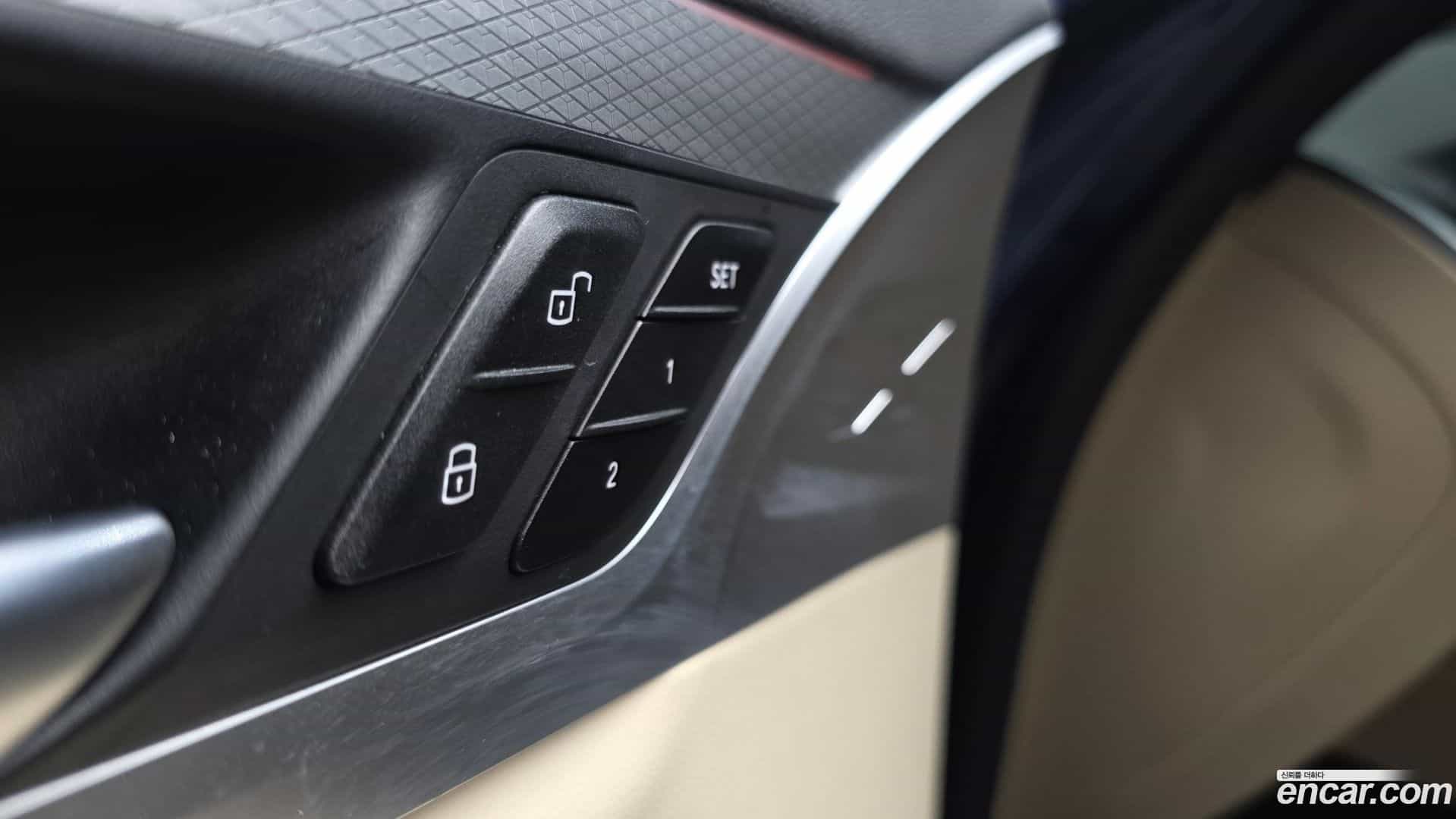 X4 BMW 2021.8-OPTION-044