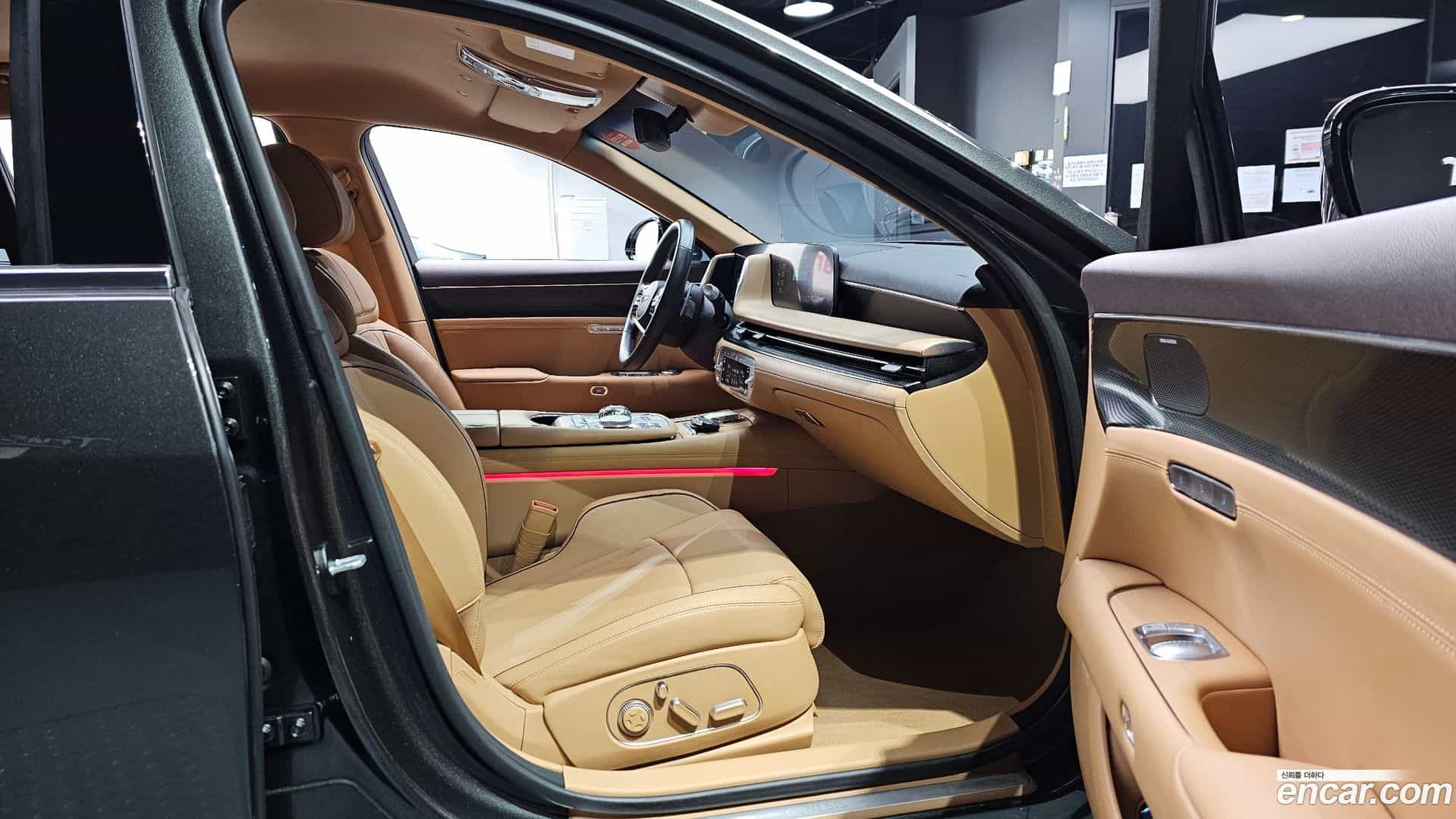 G90 Genesis 2023.1-INNER-010