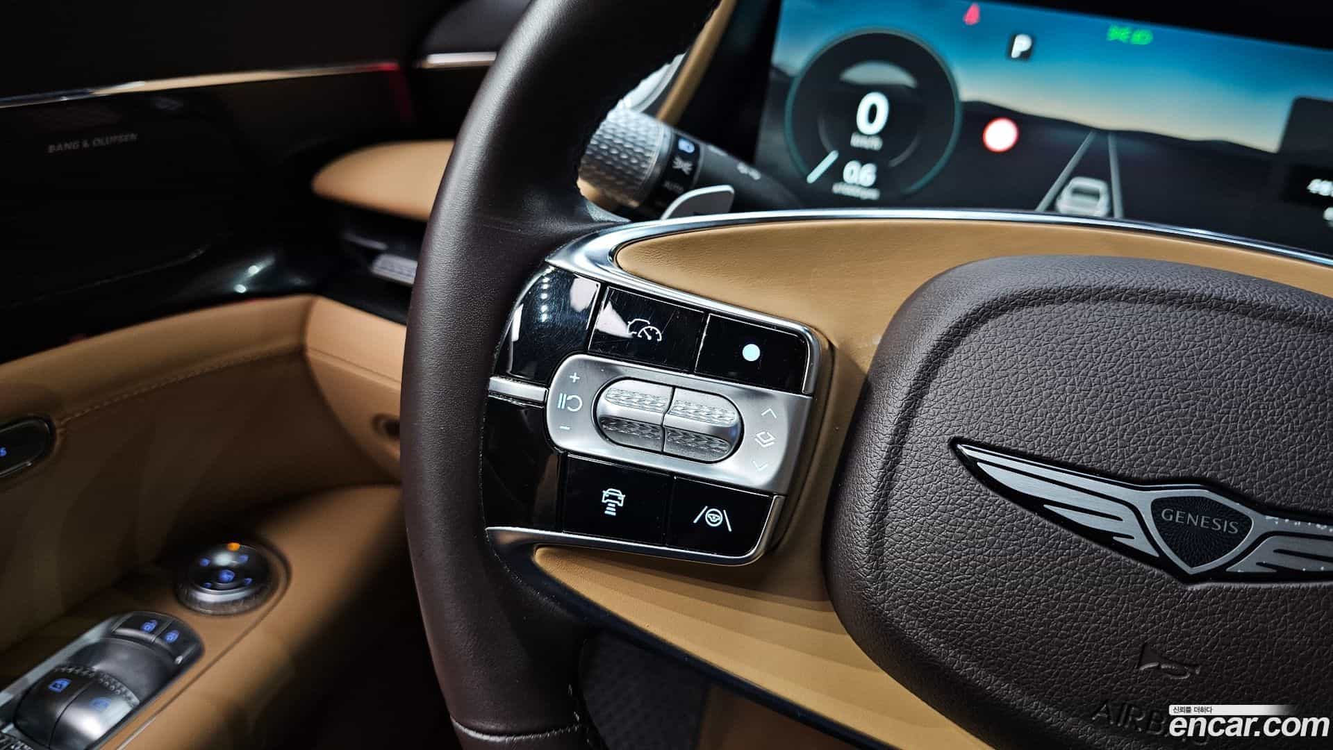 G90 Genesis 2023.1-INNER-036
